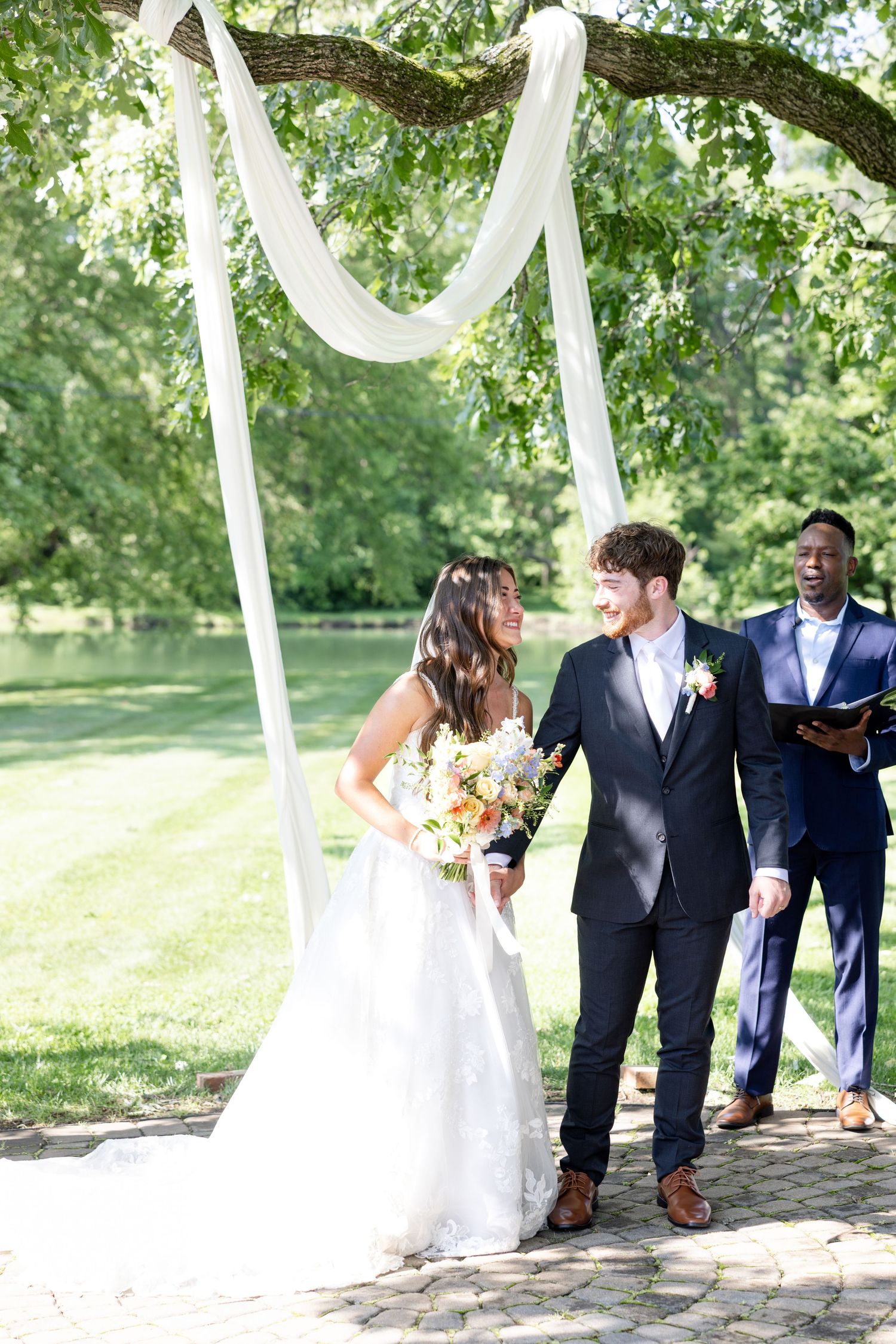 Timeless wedding inspiration at The Beverly Mansion featuring romantic portraits, elegant details, and a joyful celebration in Marengo, Ohio