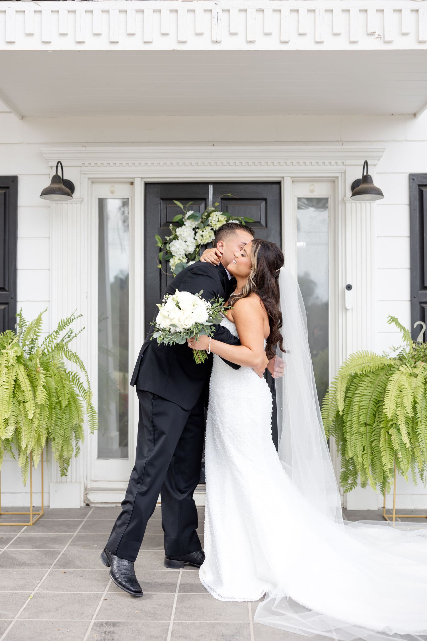 Elegant wedding at The Upton House in Guntersville, Alabama featuring a joyful bride and groom and timeless southern elegance.
