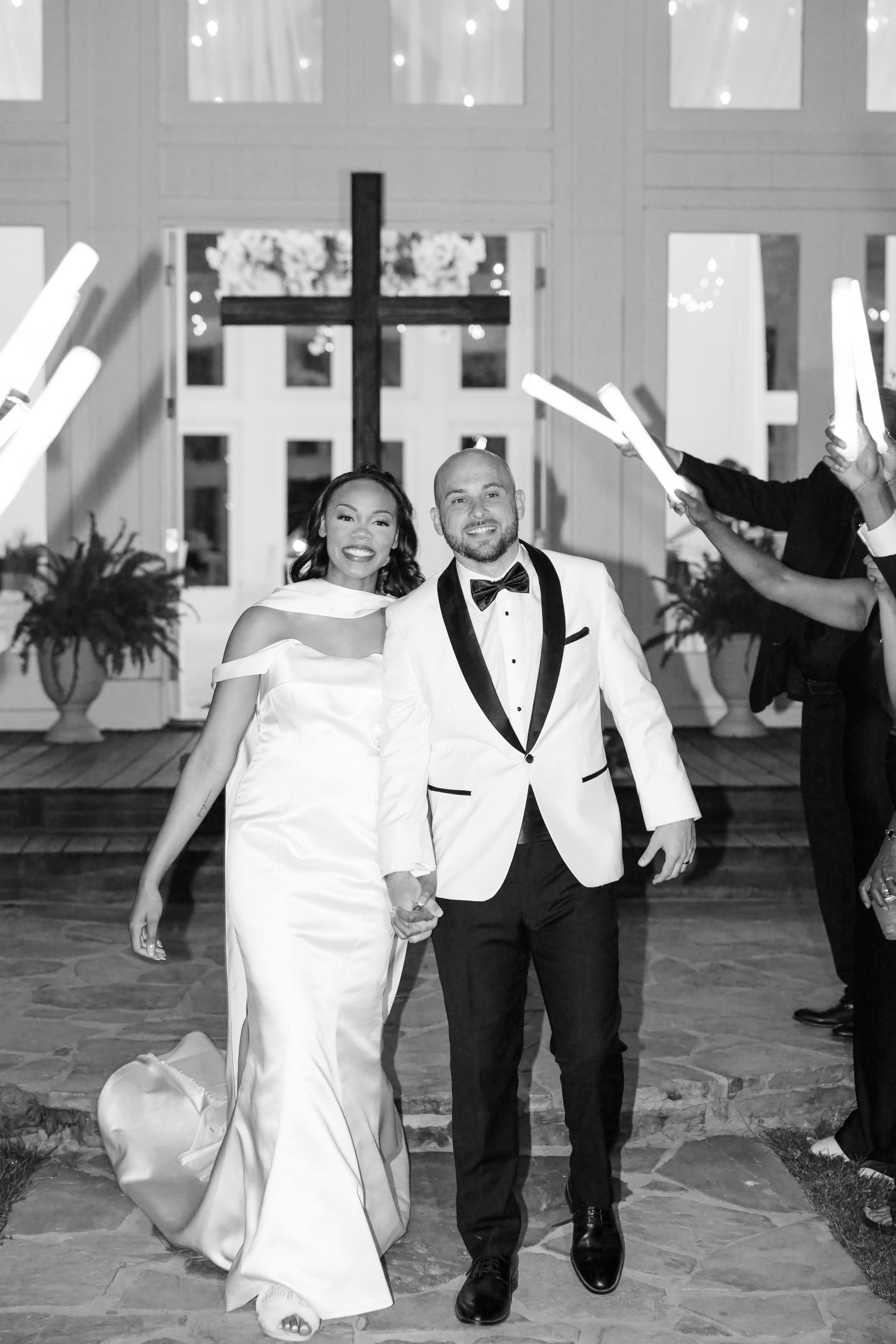 Light and airy wedding photos at The Glass House near Huntsville, Alabama capturing joyful, timeless moments of a bride and groom