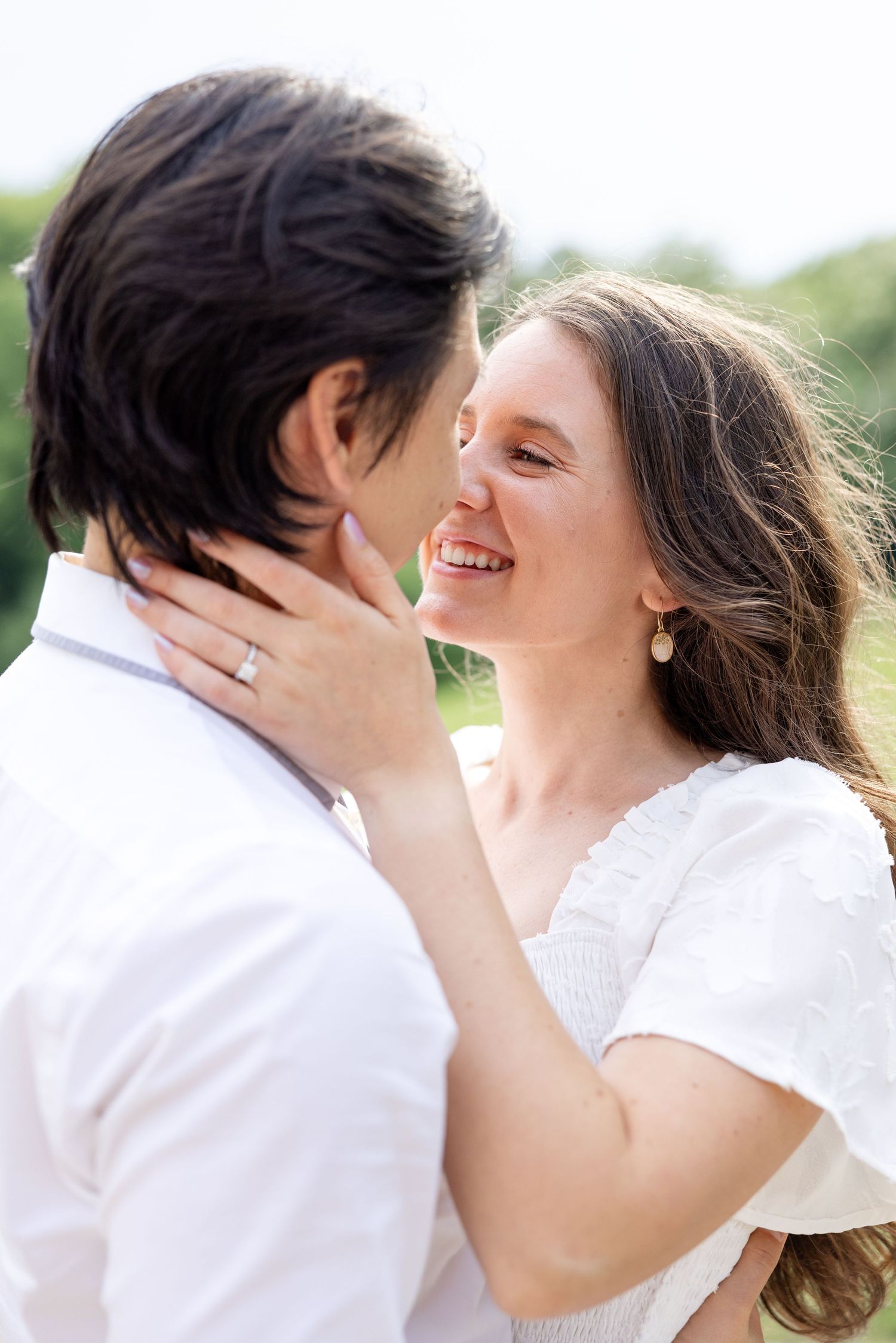 Romantic engagement photos at Mt. Echo Park overlooking the Cincinnati skyline in Cincinnati, Ohio by Julia and Sean Photography