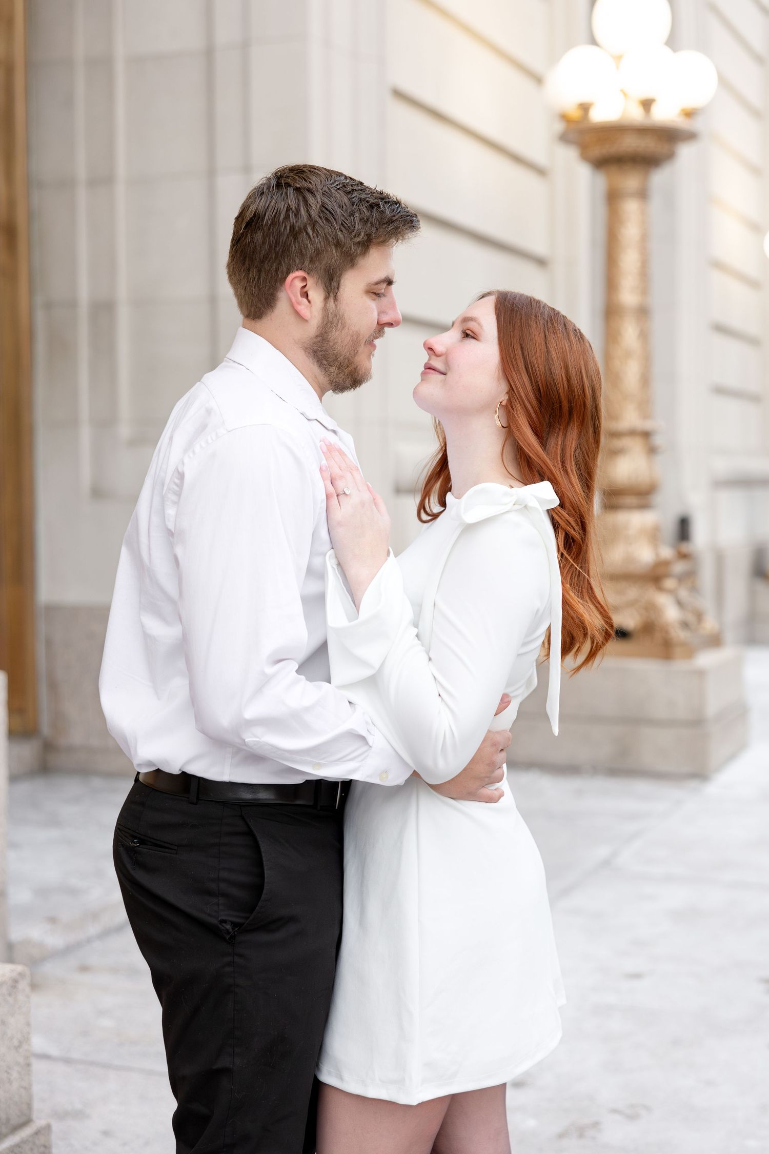 Cincinnati engagement photographer | Julia & Sean Photography | Light and airy wedding photography in Ohio, Kentucky, Tennessee & beyond.