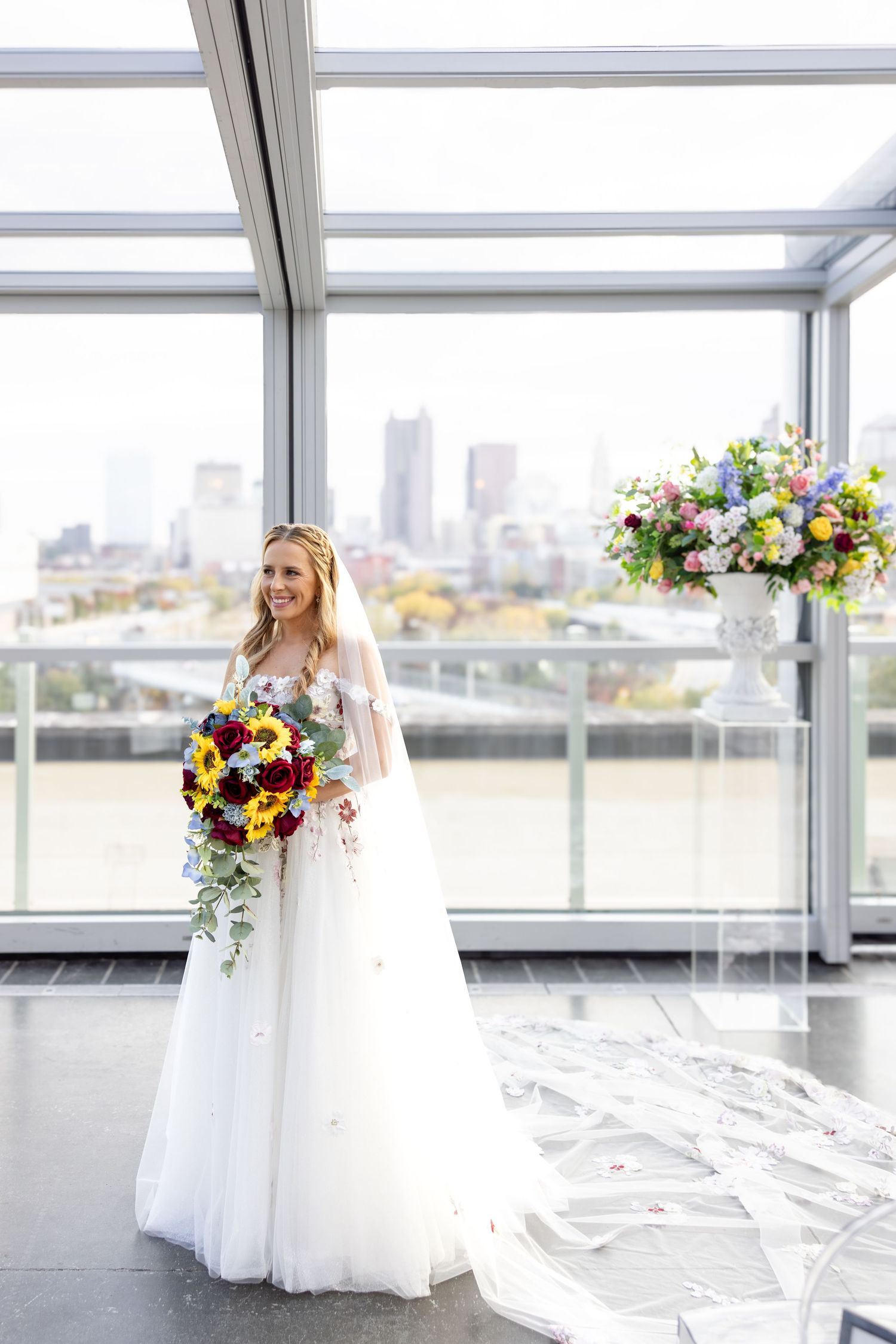 Timeless rooftop wedding at Revery in Columbus by Julia and Sean Photography, serving Dayton, Columbus & Cincinnati.