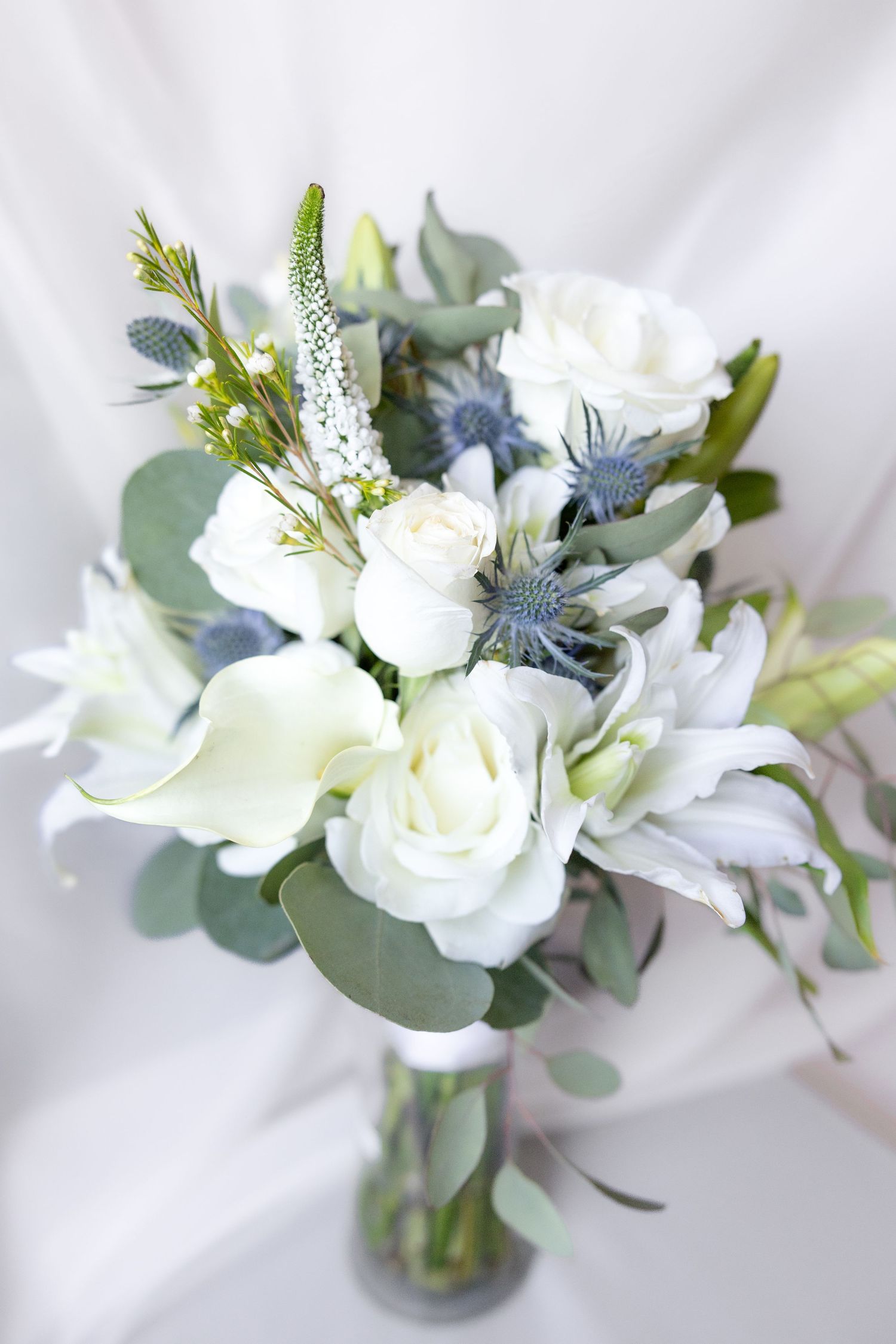 Light and airy wedding photography by Julia and Sean Photography, husband-and-wife photographers serving joyful brides in Dayton, Cincinnati