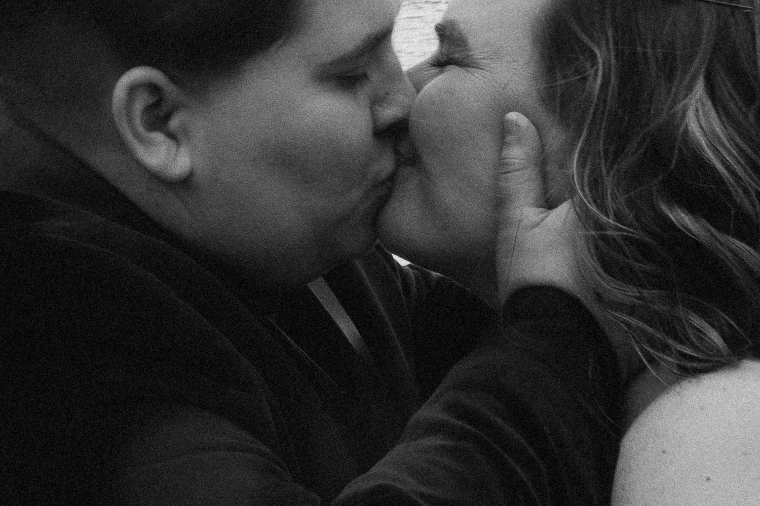 A romantic montage of couples sharing intimate kisses in black and white photography.