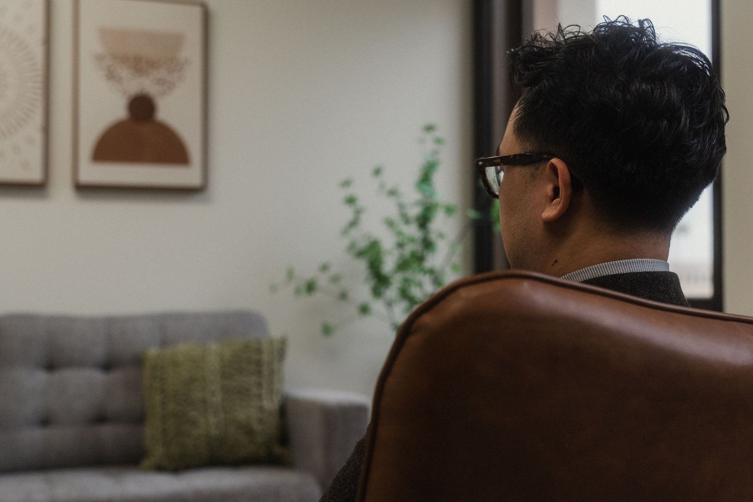 Authentic branding photo of a therapist in Los Angeles workspace