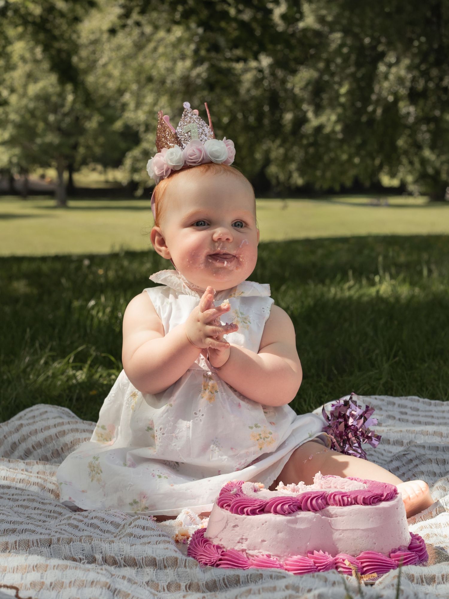 Celebrating little ones first birthday with a cake smash