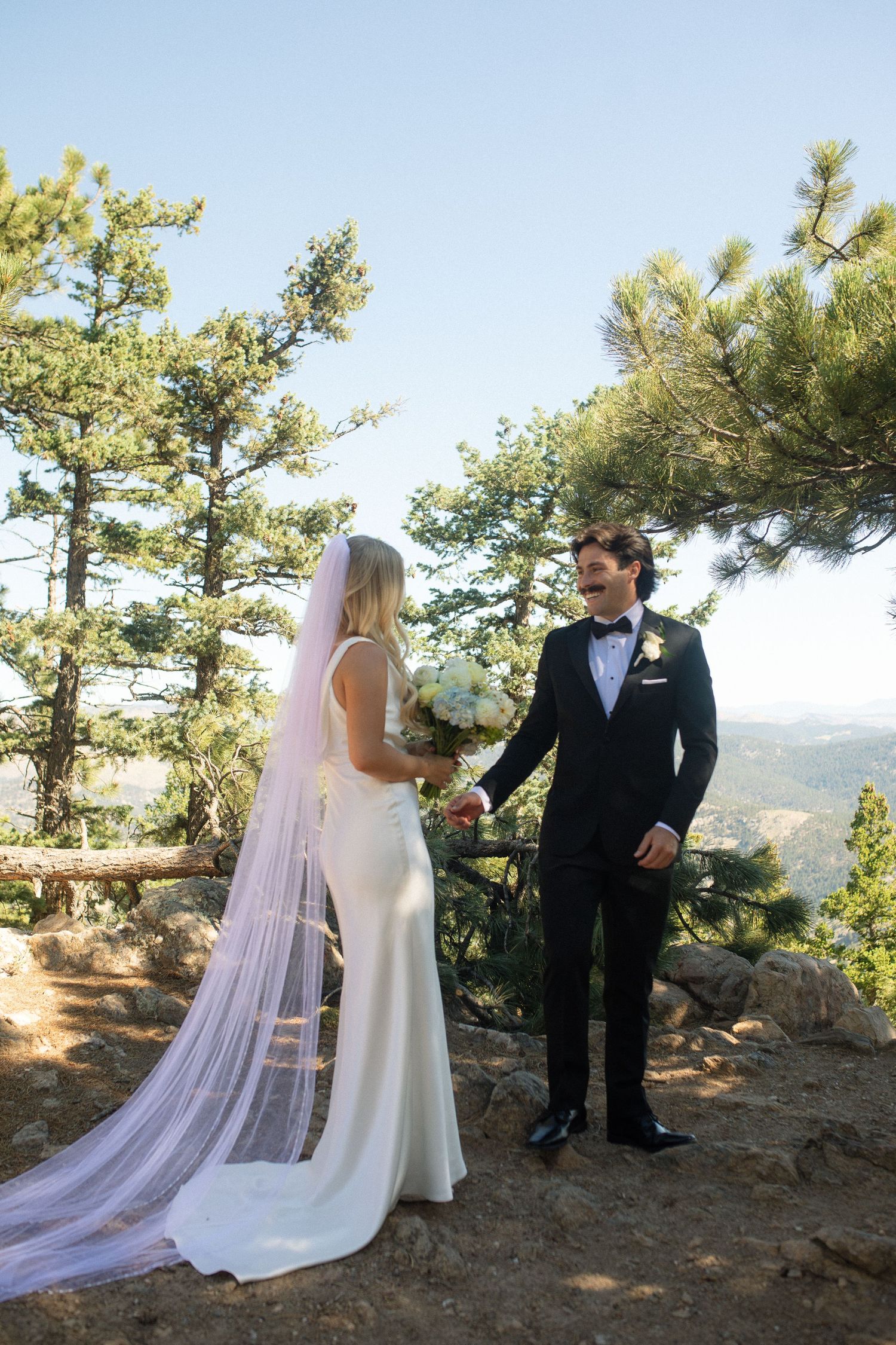 flagstaff-house-wedding-photographer-boulder-colorado.jpg
boulder-colorado-morning-wedding-photography.jpg
flagstaff-house-bride-groom-weddi