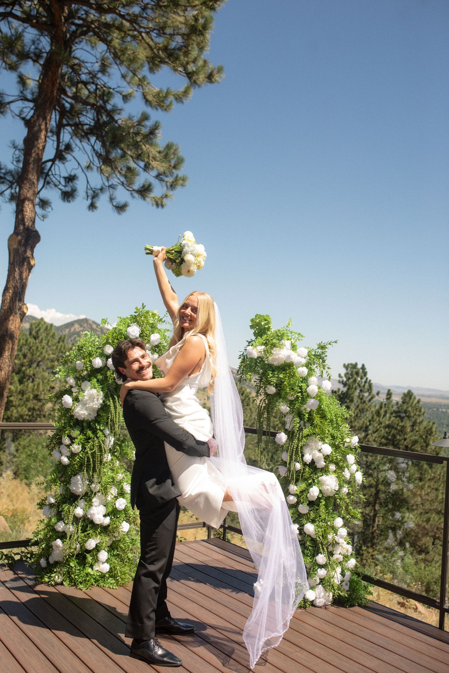 flagstaff-house-wedding-photographer-boulder-colorado.jpg
boulder-colorado-morning-wedding-photography.jpg
flagstaff-house-bride-groom-weddi