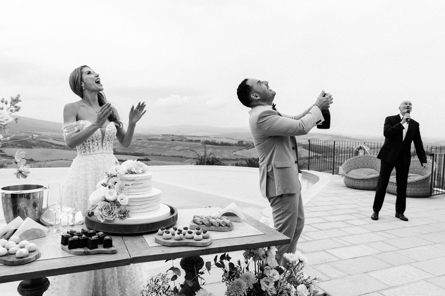 Tuscany wedding photographer in Montalcino at Capanna Suits Hotel