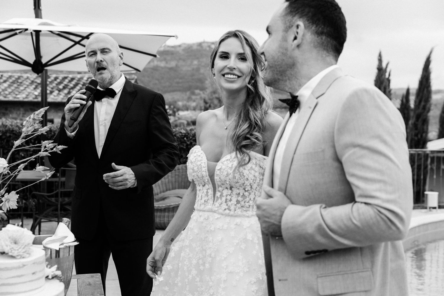 Tuscany wedding photographer in Montalcino at Capanna Suits Hotel