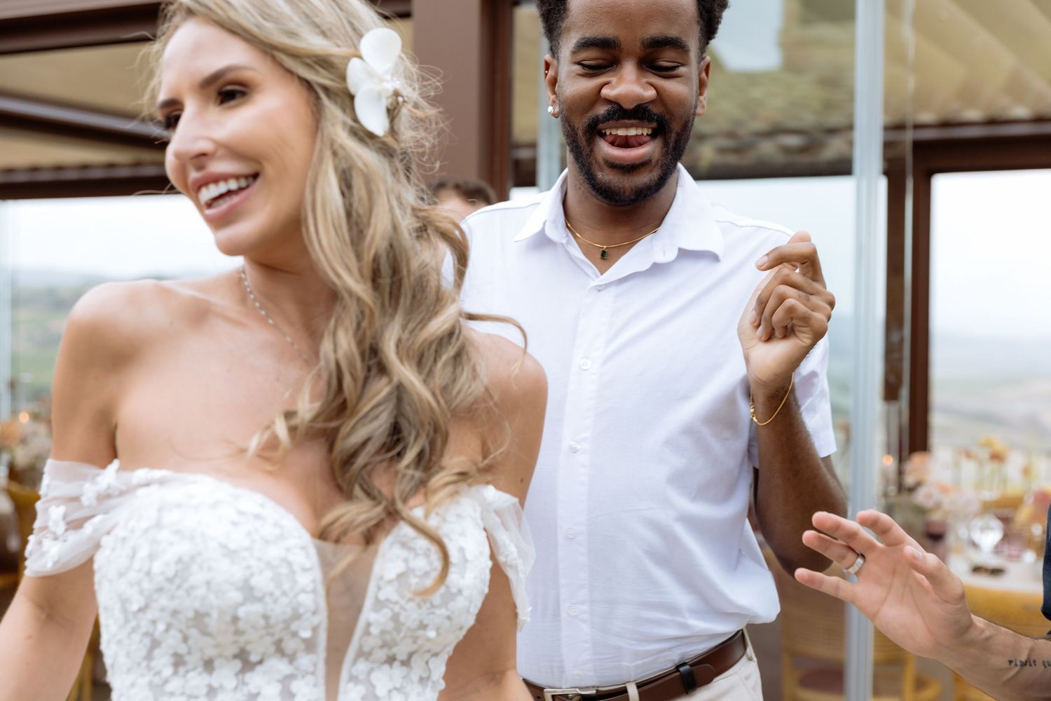 Tuscany wedding photographer in Montalcino at Capanna Suits Hotel