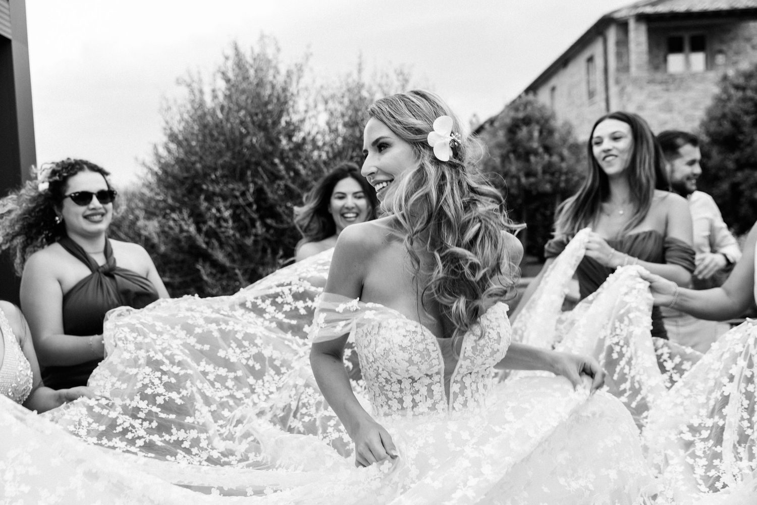 Tuscany wedding photographer in Montalcino at Capanna Suits Hotel
