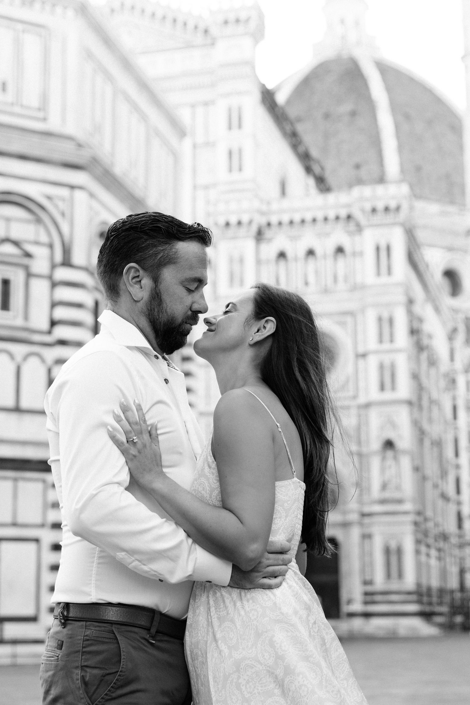 Tuscany engagement photographer in Florence
