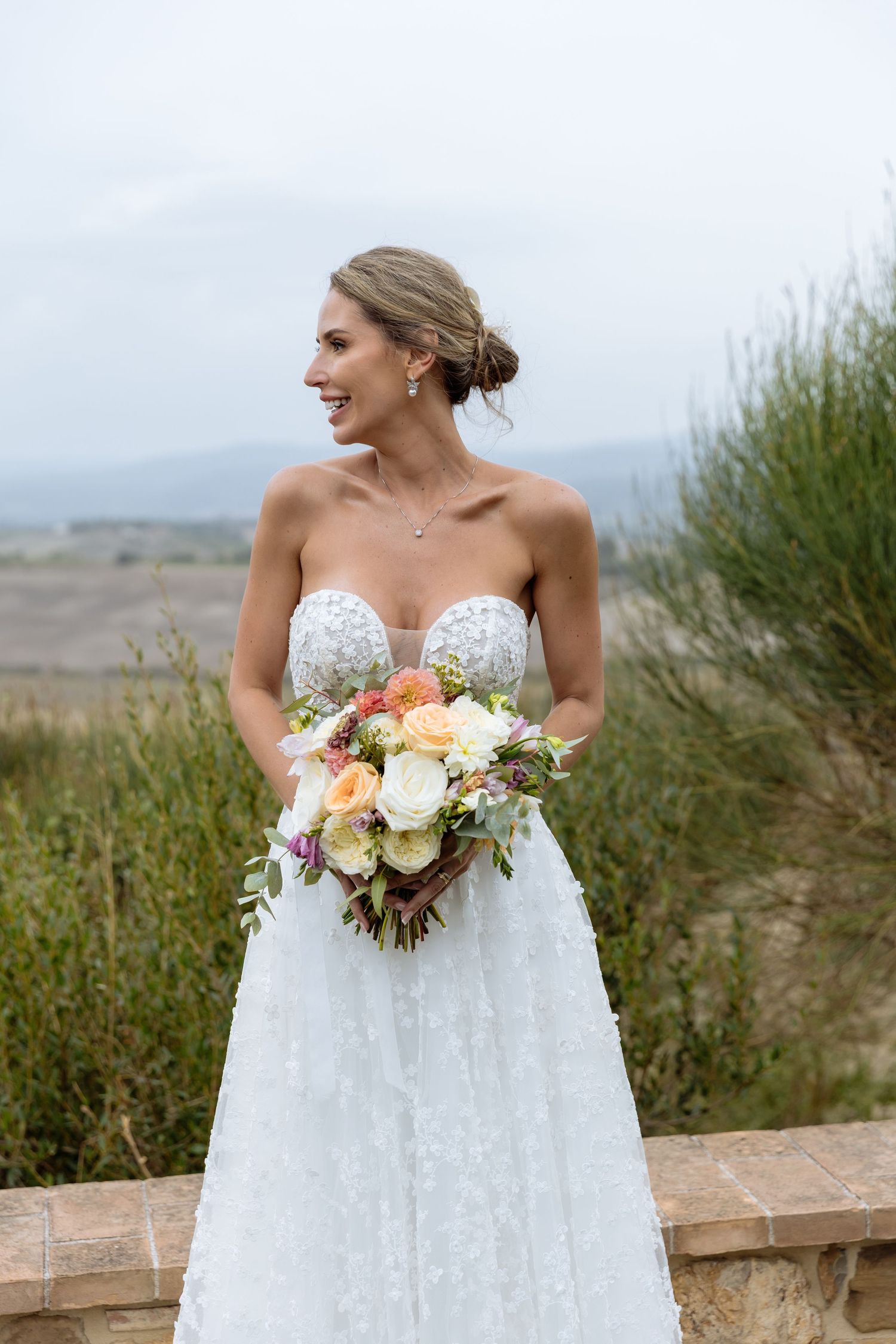 Tuscany wedding photographer in Montalcino at Capanna Suits Hotel