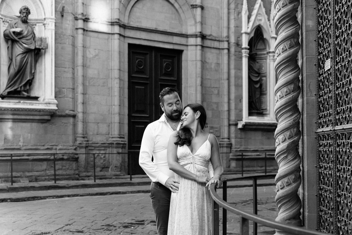 Tuscany engagement photographer in Florence