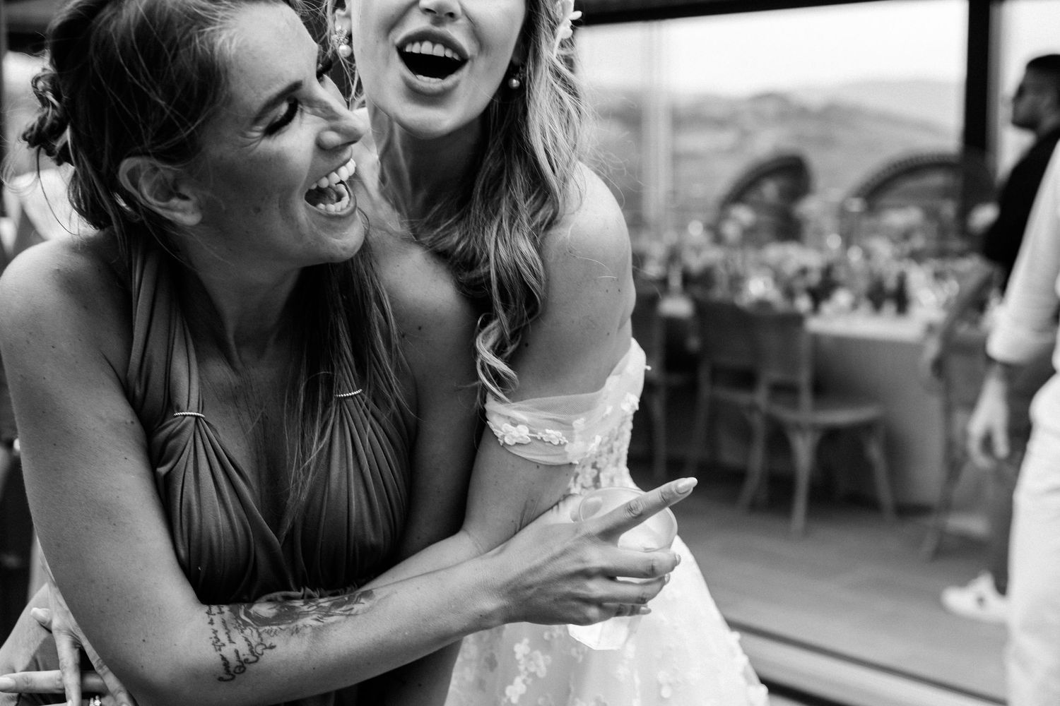 Tuscany wedding photographer in Montalcino at Capanna Suits Hotel