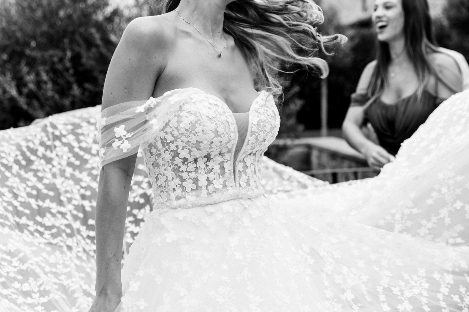 Tuscany wedding photographer in Montalcino at Capanna Suits Hotel