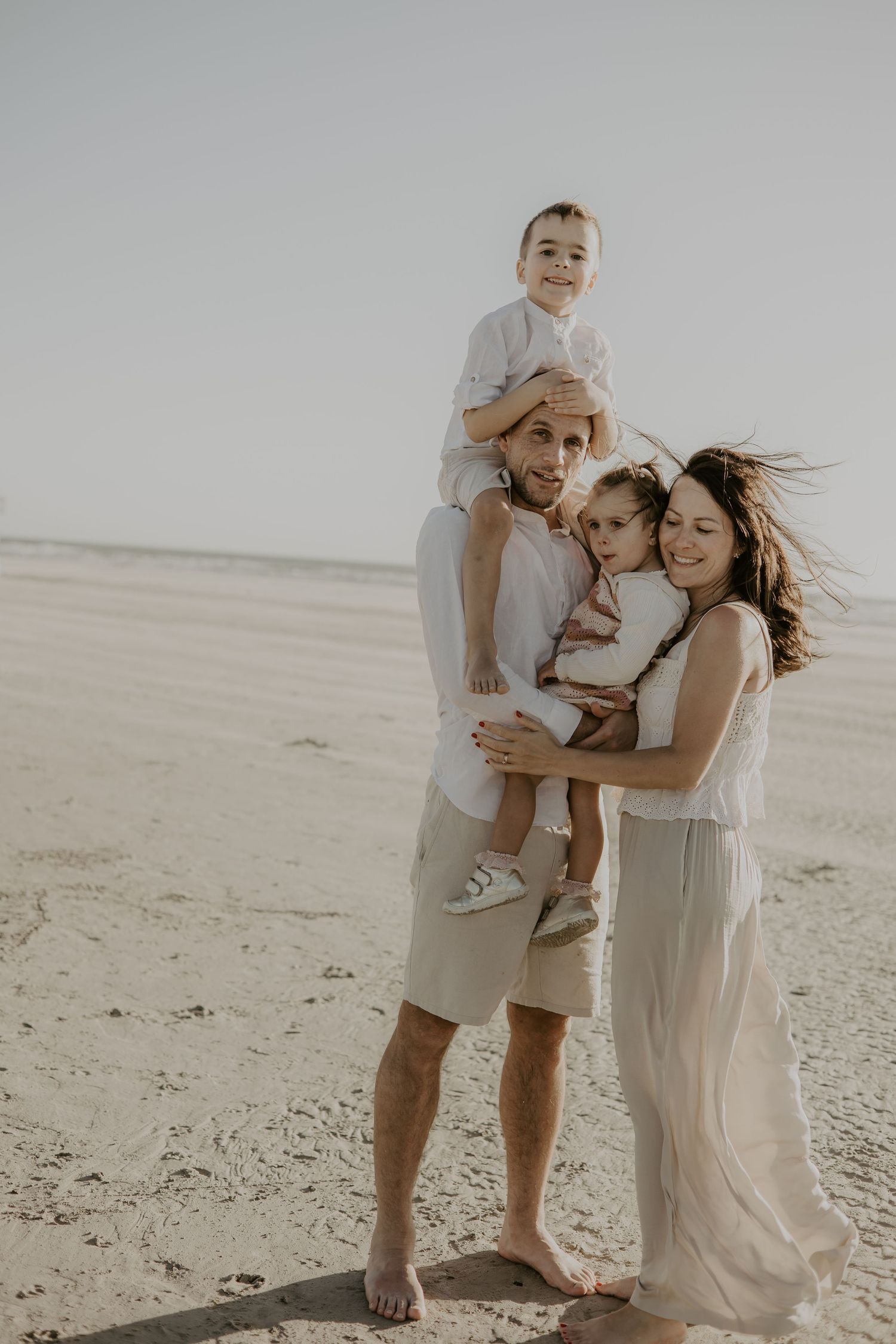 Lifestyle family photography at home or outdoors in Cape Town

Family photos full of warmth and connection in Cape Town

Minimalist family p