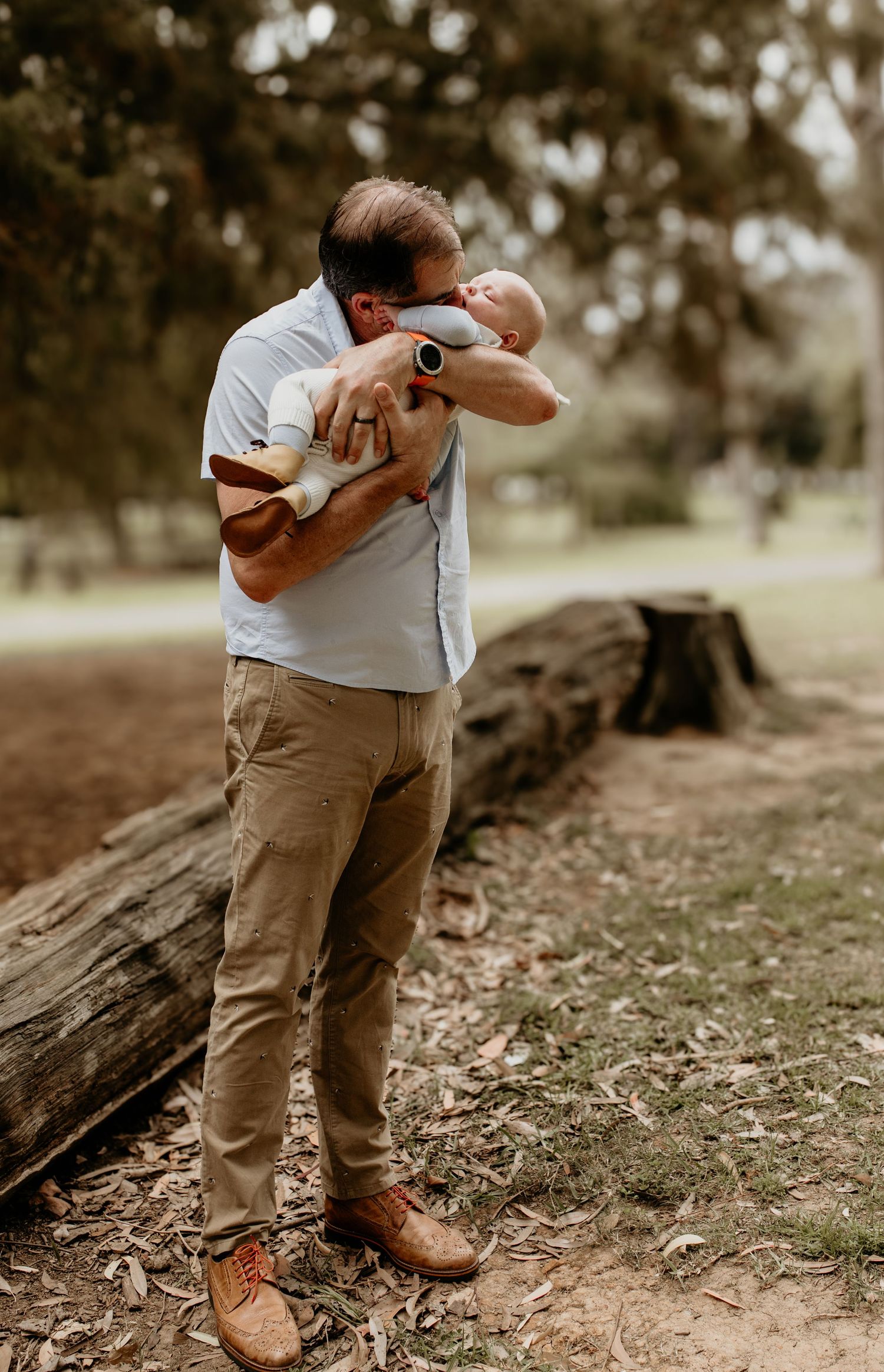 Family portraits with soft tones in Cape Town

Family photography focused on love and movement in Cape Town

Timeless family photos in natur