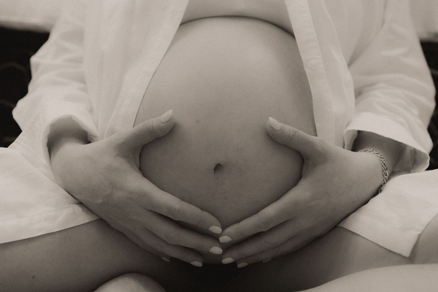 Light and airy maternity photography Cape Town
Luxury maternity photographer Cape Town
Fine art maternity photos Cape Town