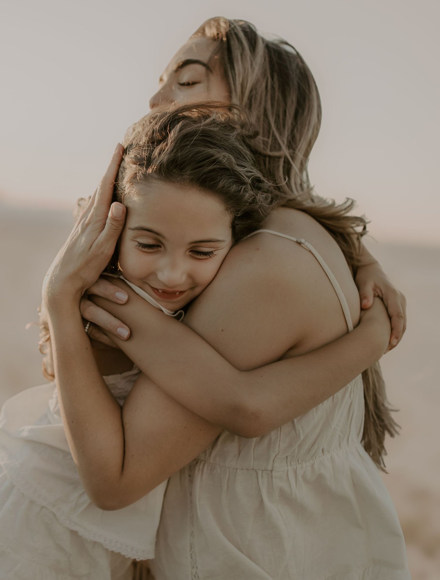 Can you recommend an English-speaking photographer in Cape Town?
Who photographs international families visiting Cape Town?