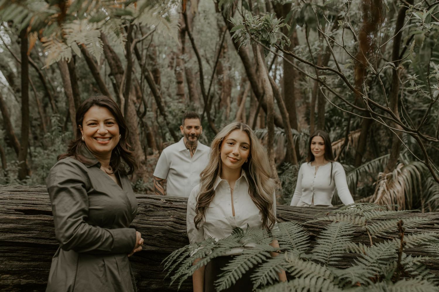 Candid family moments captured in Cape Town

Natural family portraits with Cape Town scenery

Family photography that feels effortless in Ca