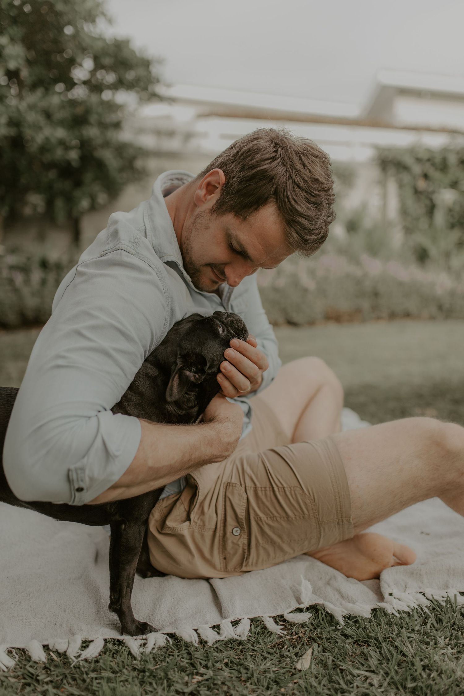Natural family photography that captures real connection

Relaxed family photo sessions with genuine moments

Timeless family portraits you’