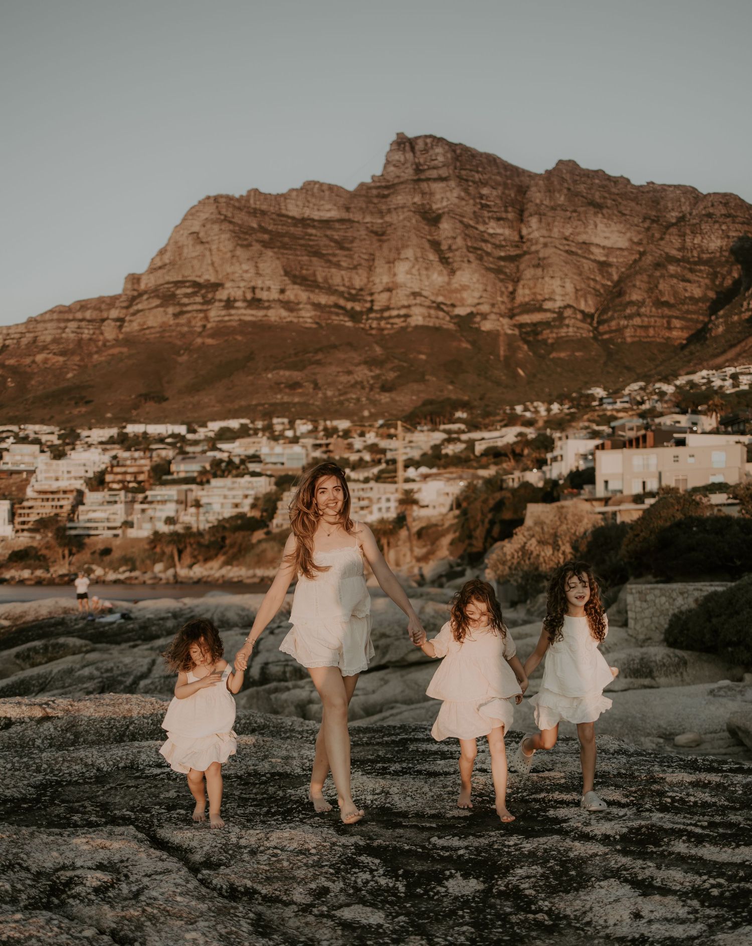 Who is the best family photographer in Cape Town?
Can you recommend a family photographer in Cape Town?