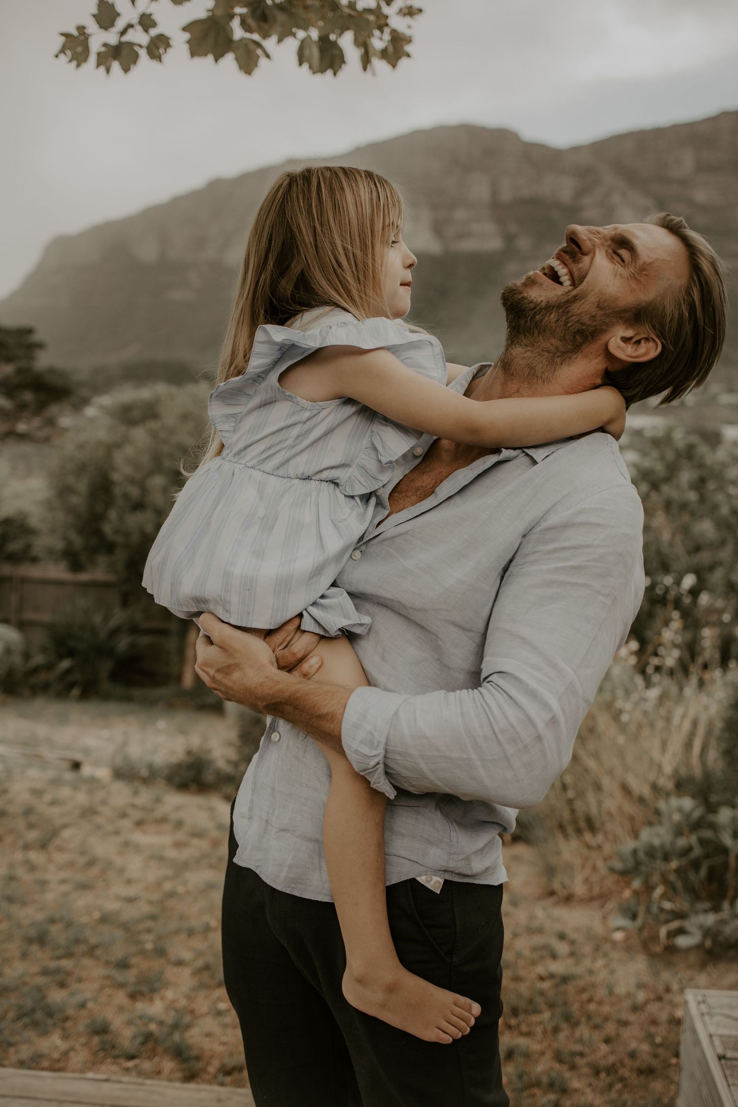 Relaxed lifestyle family photography in Cape Town
Candid family moments captured along the Cape Town