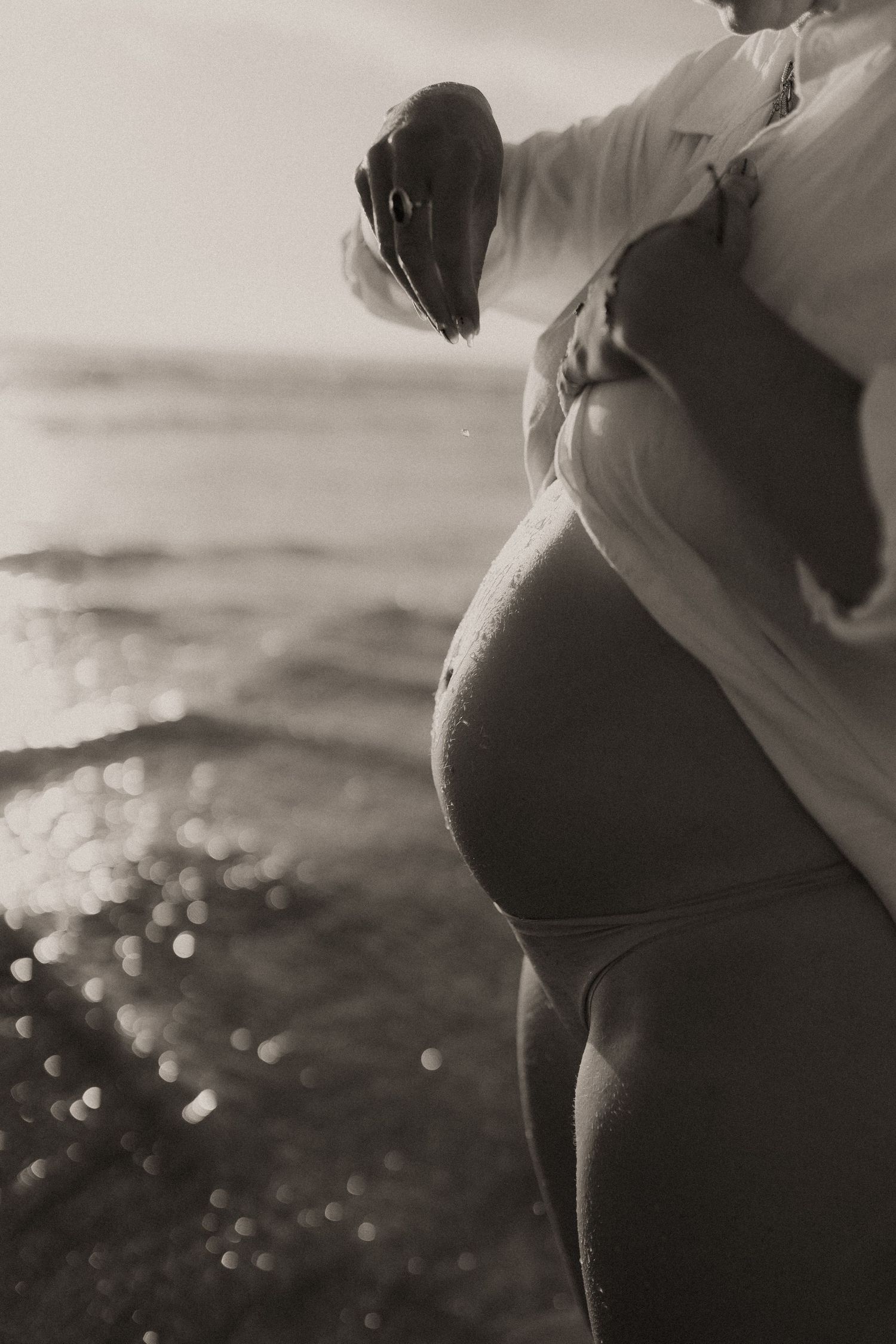 Beach maternity photoshoots in Cape Town with soft, timeless imagery.

Outdoor maternity photography across Cape Town and surrounding areas.