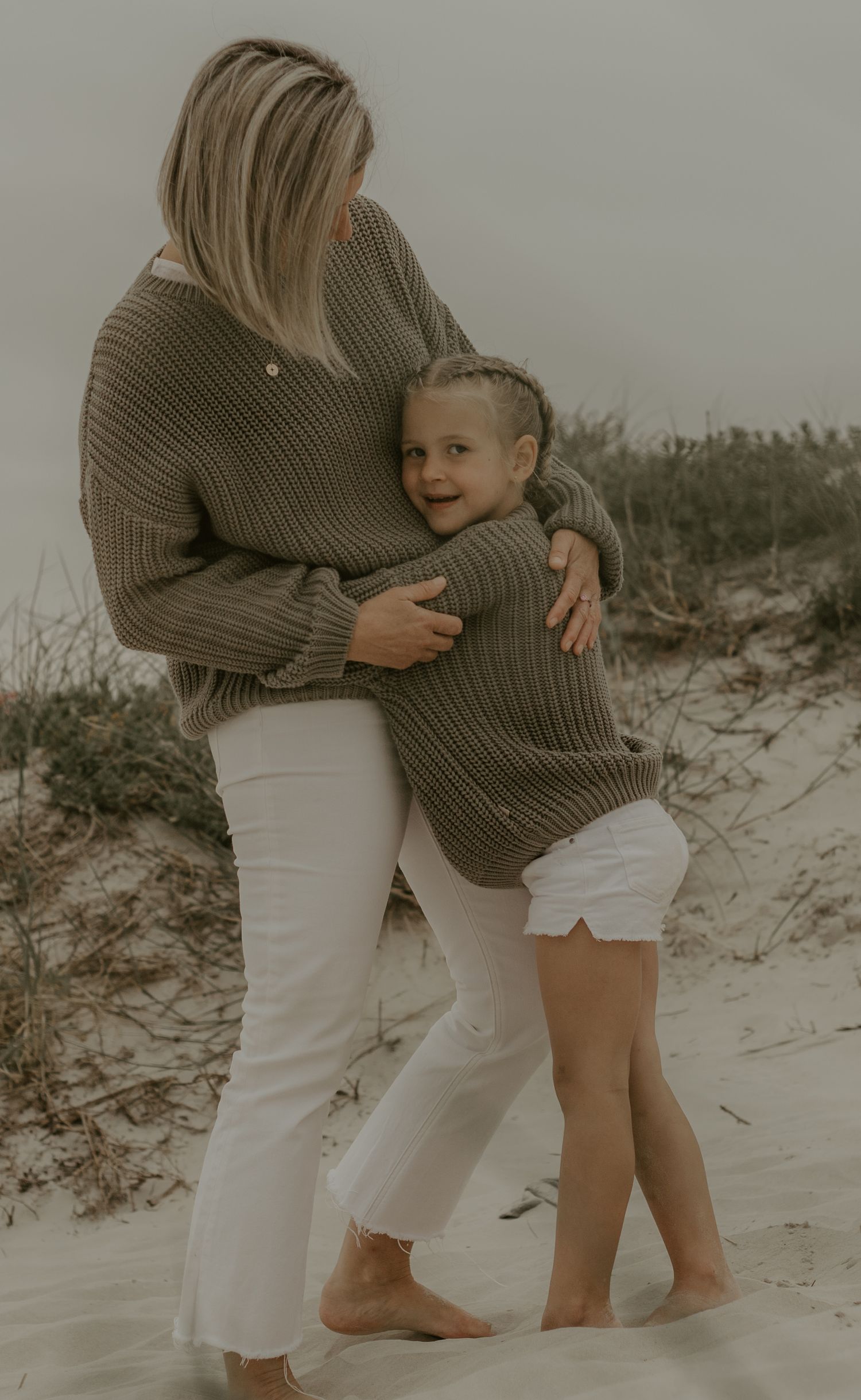 Natural family photography that captures real connection

Relaxed family photo sessions with genuine moments

Timeless family portraits you’
