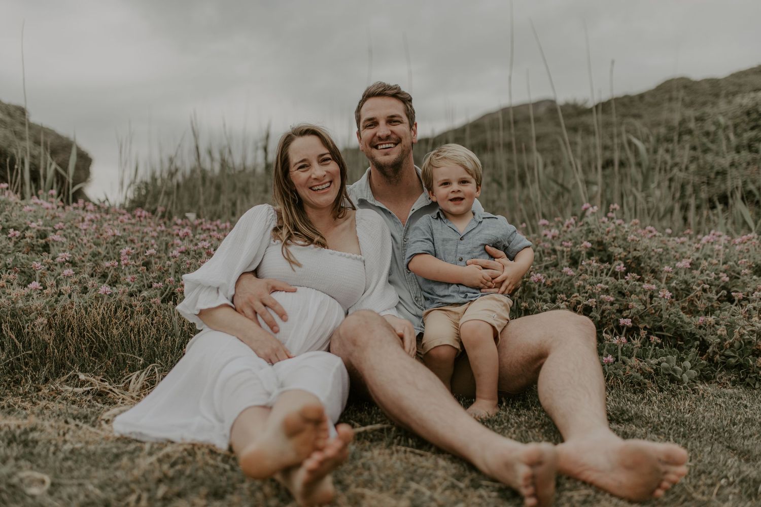 Soft, natural light family portraits

Family photos that feel real, not posed

Storytelling family photography
