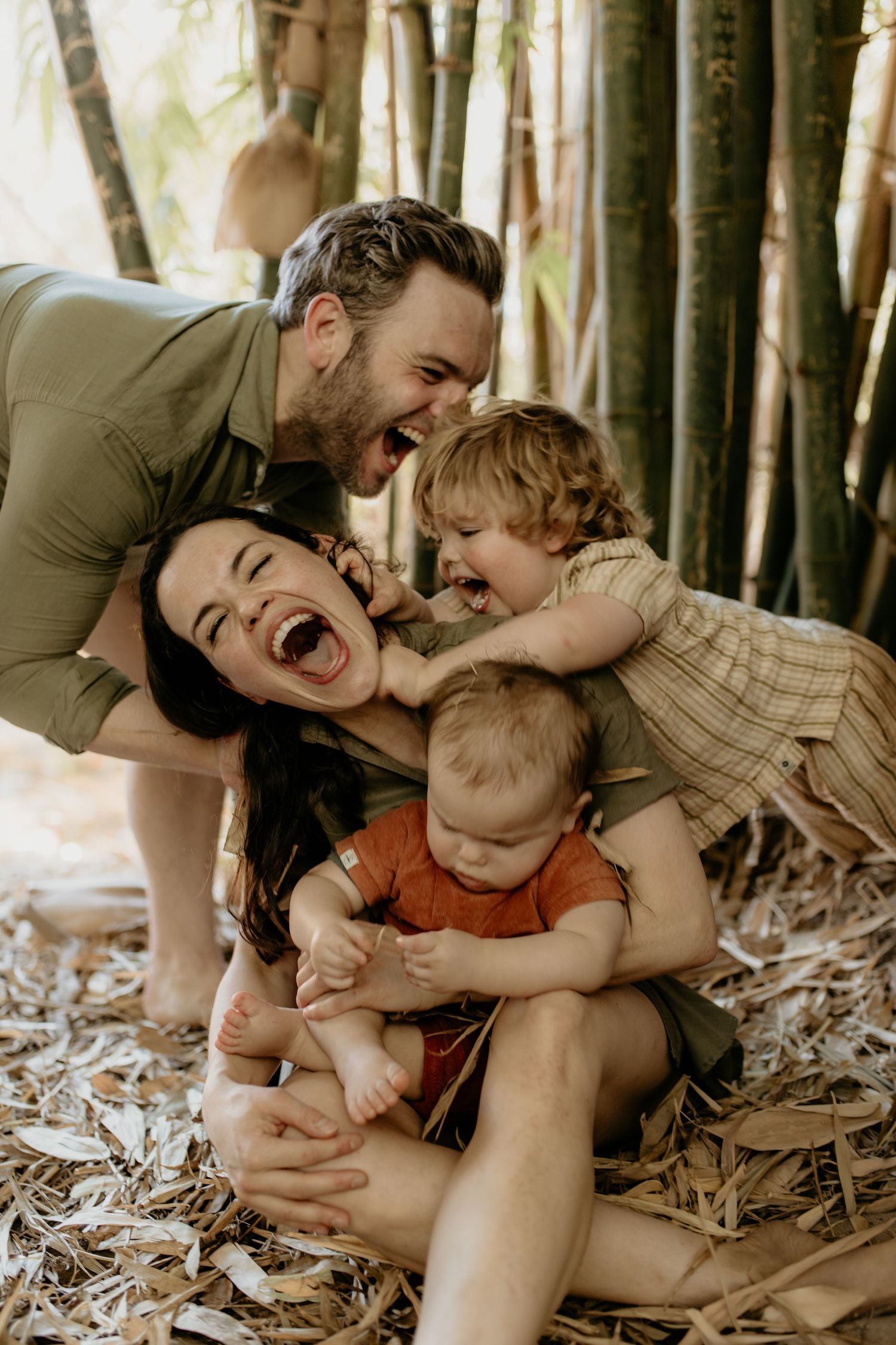 Natural family portraits with Cape Town scenery

Family photography that feels effortless in Cape Town

Family photo sessions designed for k