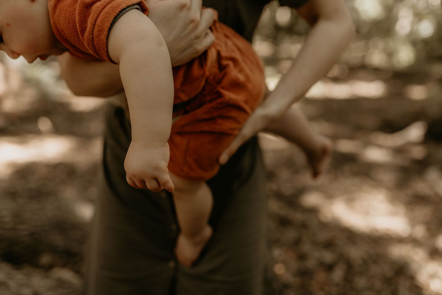 Outdoor family photography in Cape Town golden hour

Authentic family photography without awkward posing in Cape Town

Family photography in
