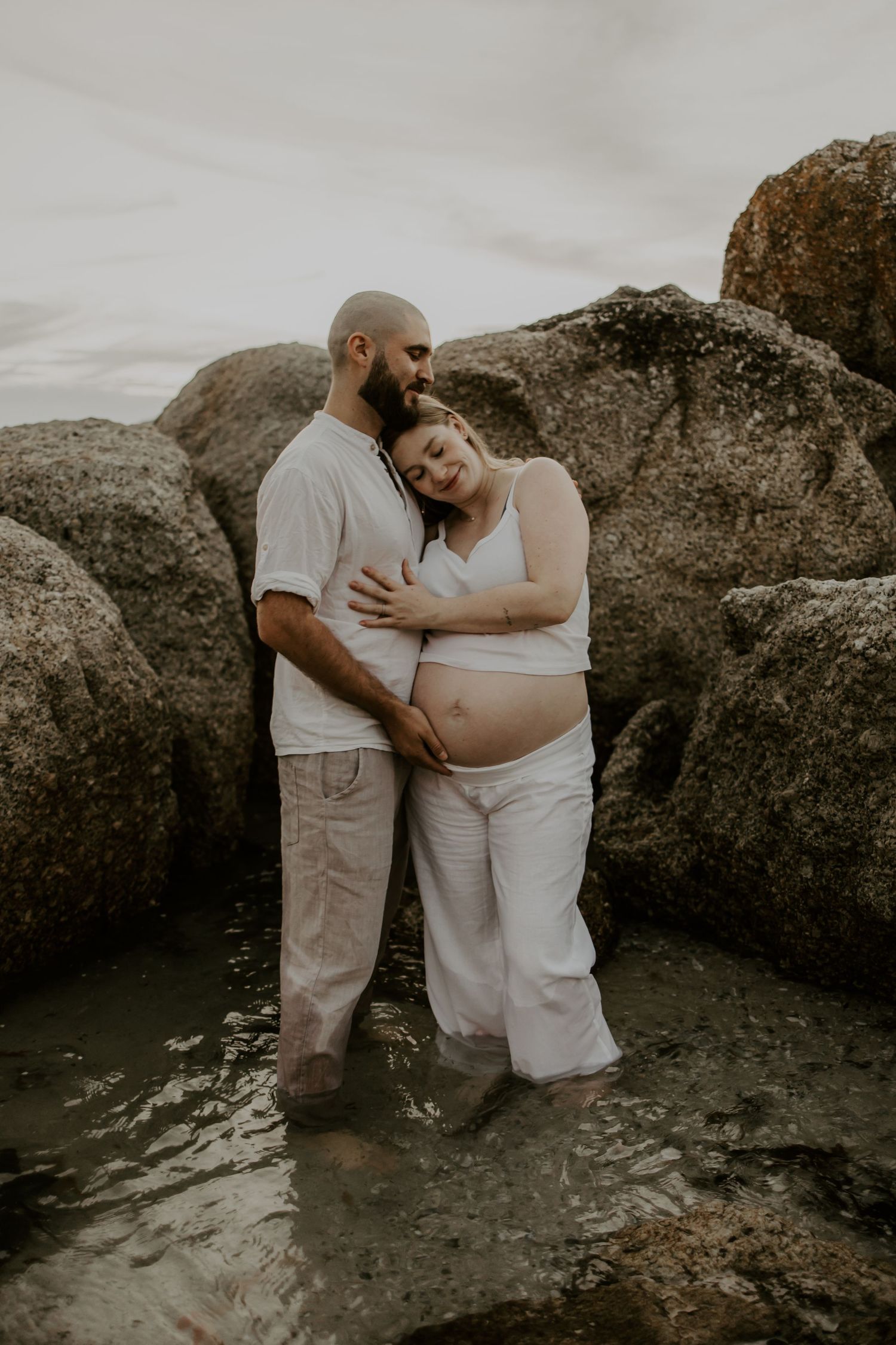 Cape Town outdoor maternity photographer
Maternity photos in Somerset West
Natural light maternity photography Cape Town