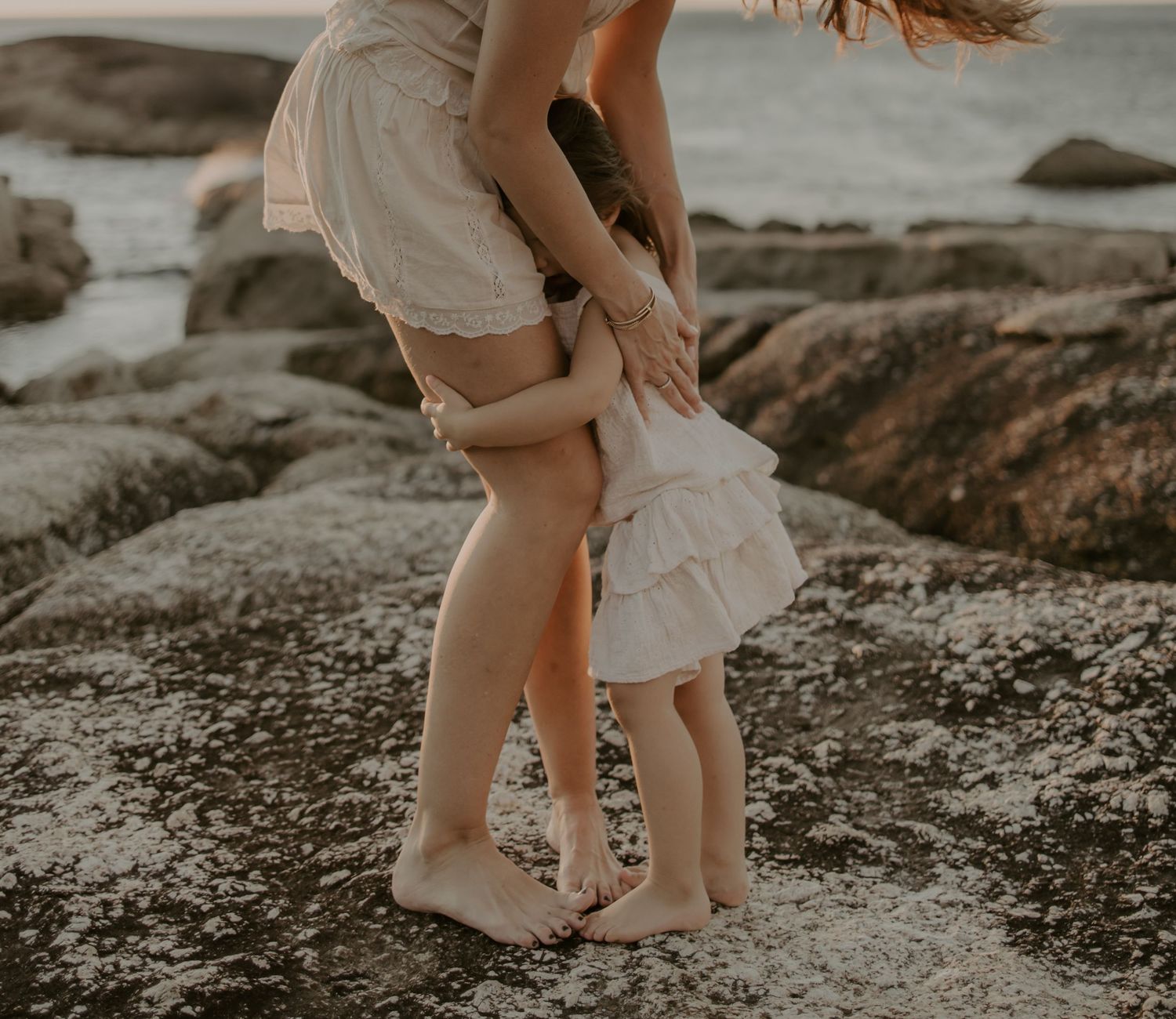 beach family shoot in Camps Bay
tourist in Cape Town
Winter family photos Cape Town