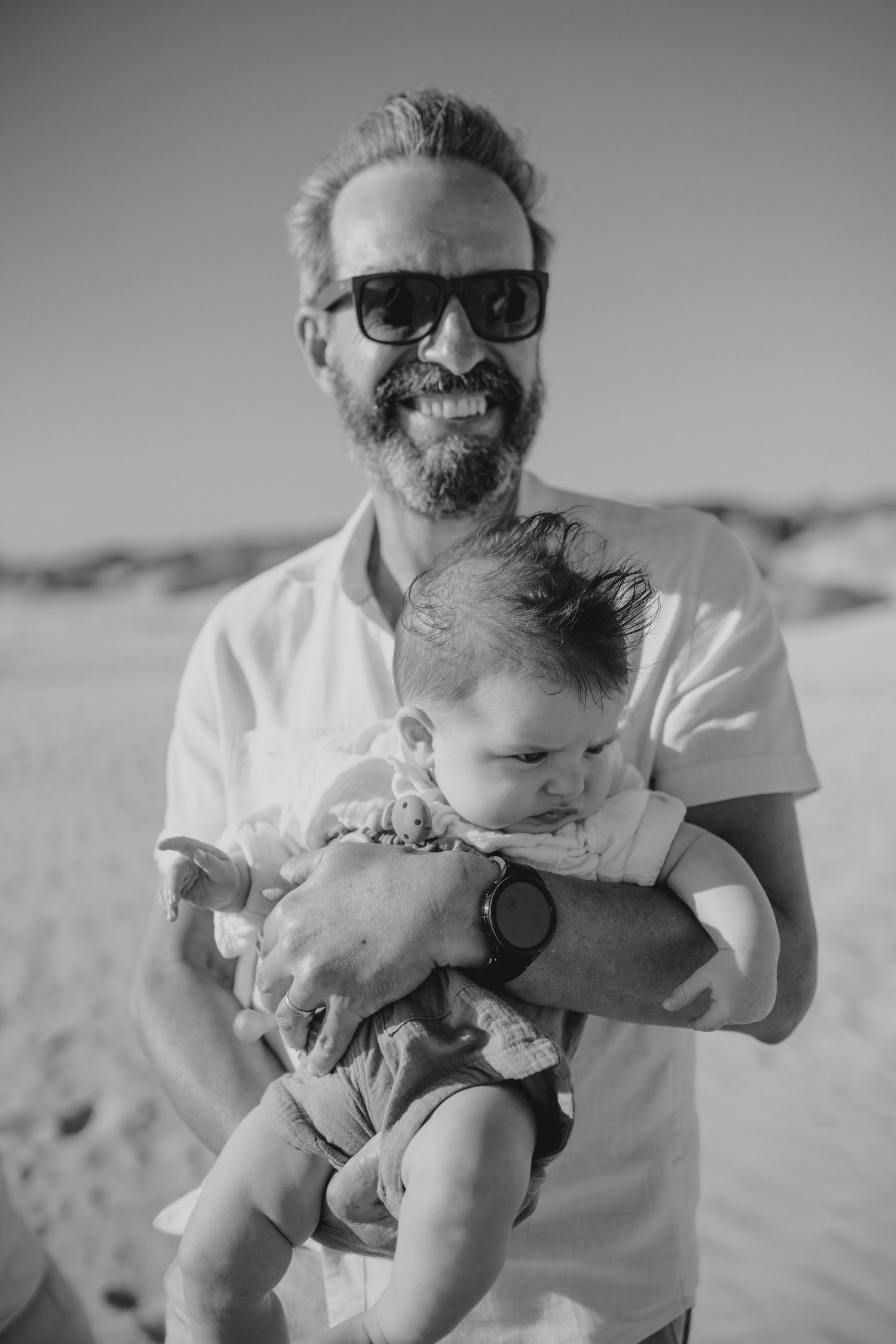 Family photos that capture your everyday magic

Warm, earthy family photography style

Family portraits with a timeless, neutral aesthetic