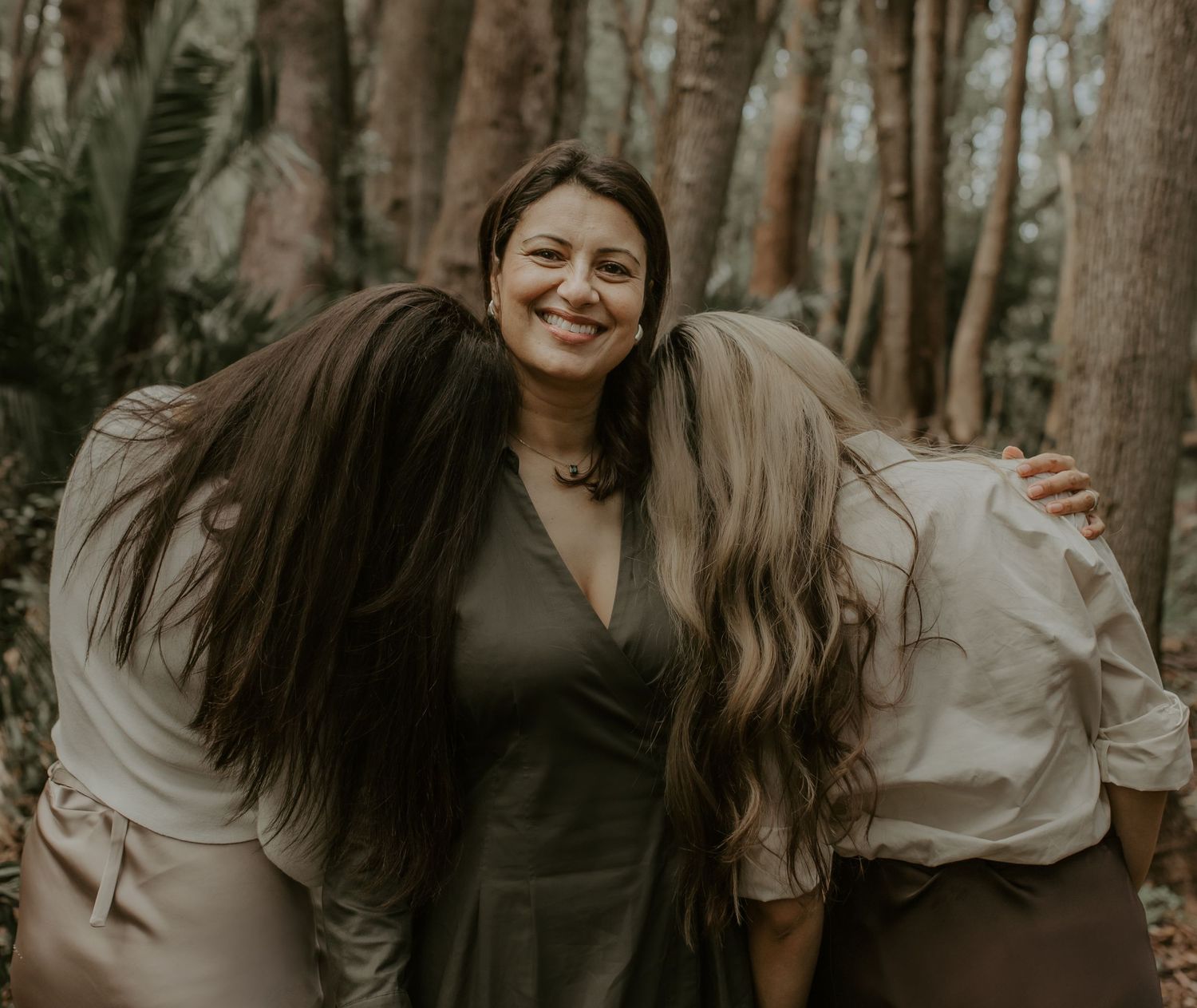 Candid family moments captured in Cape Town

Natural family portraits with Cape Town scenery

Family photography that feels effortless in Ca