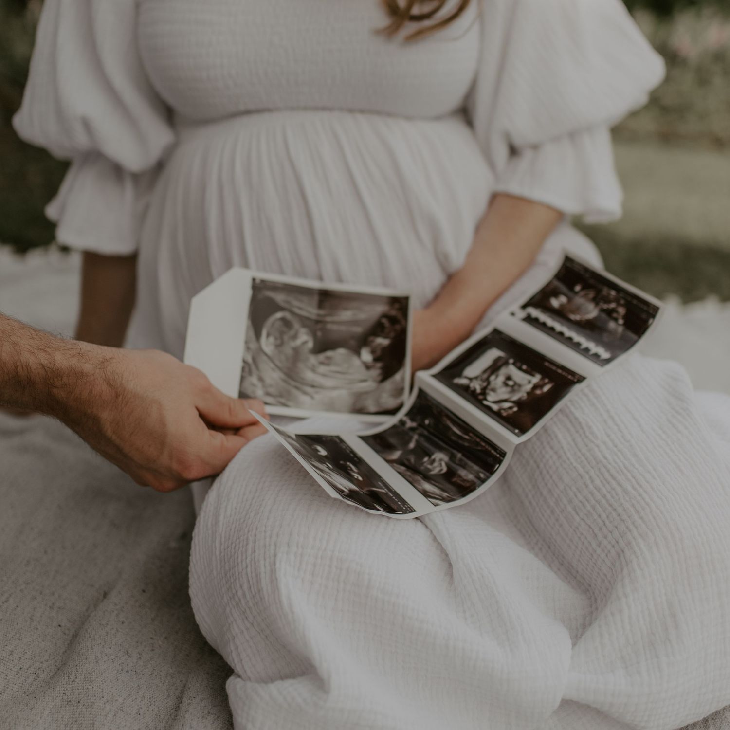 Lifestyle maternity photography in Cape Town homes