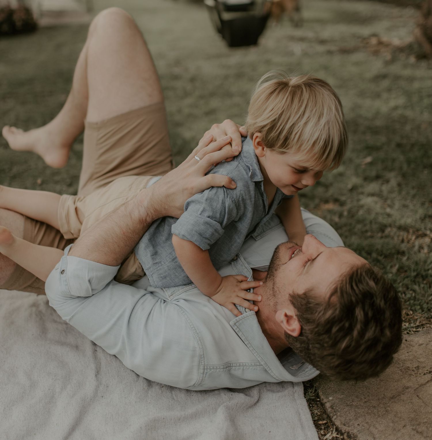 Natural family photography that captures real connection

Relaxed family photo sessions with genuine moments

Timeless family portraits you’