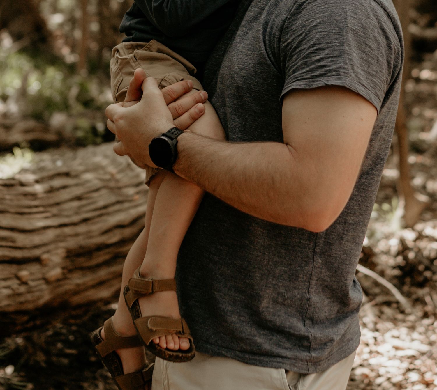 Natural family photography that captures real connection

Relaxed family photo sessions with genuine moments

Timeless family portraits you’