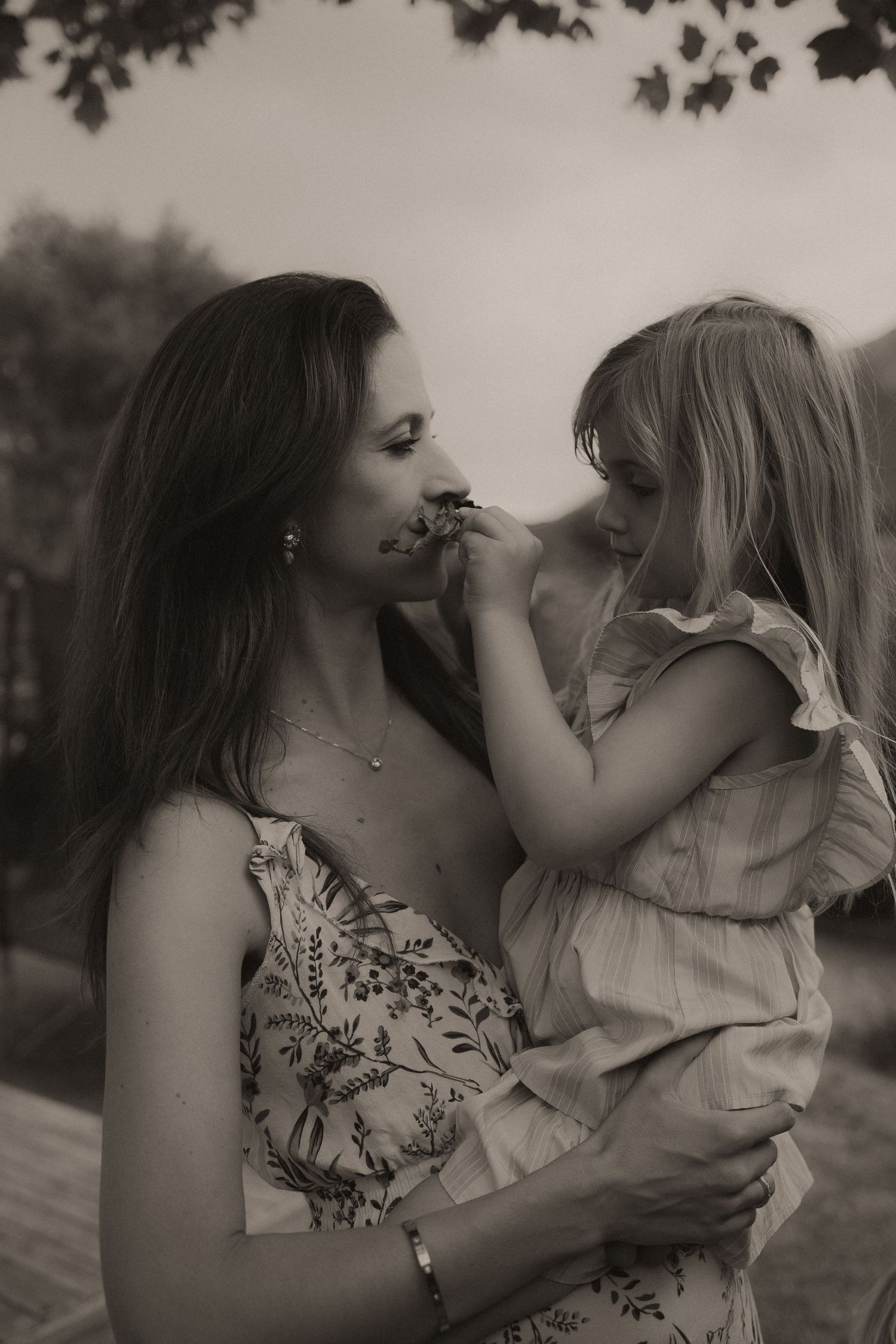 Family celebration photography in Cape Town.
Documenting meaningful family gatherings