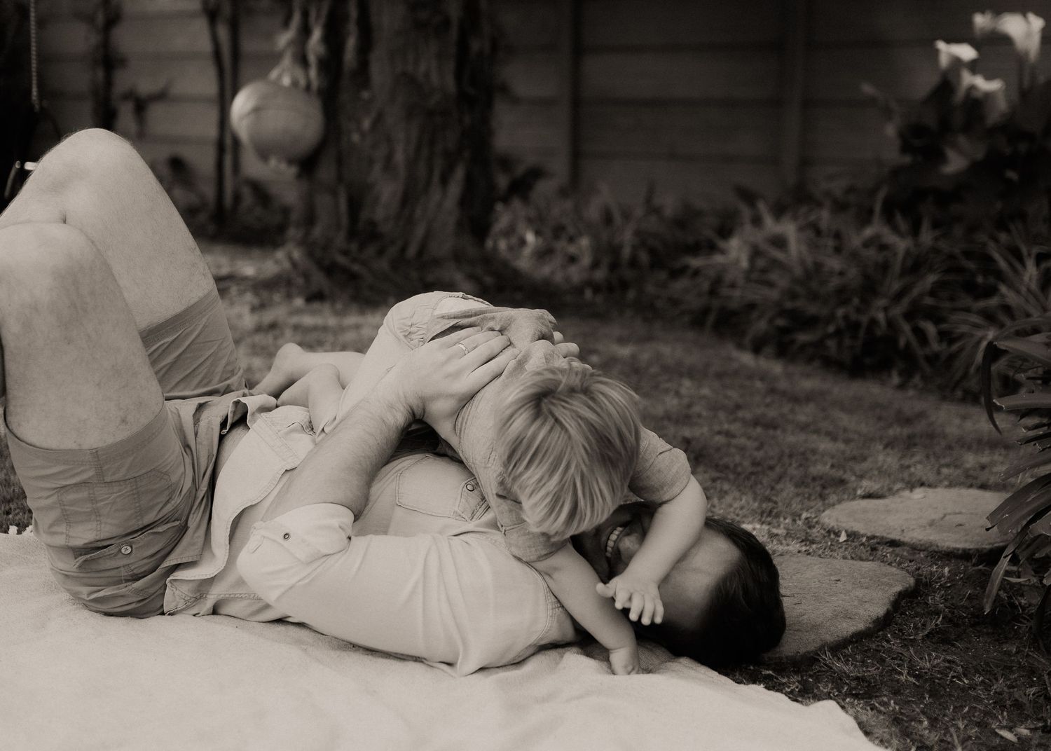 Natural family photography that captures real connection

Relaxed family photo sessions with genuine moments

Timeless family portraits you’