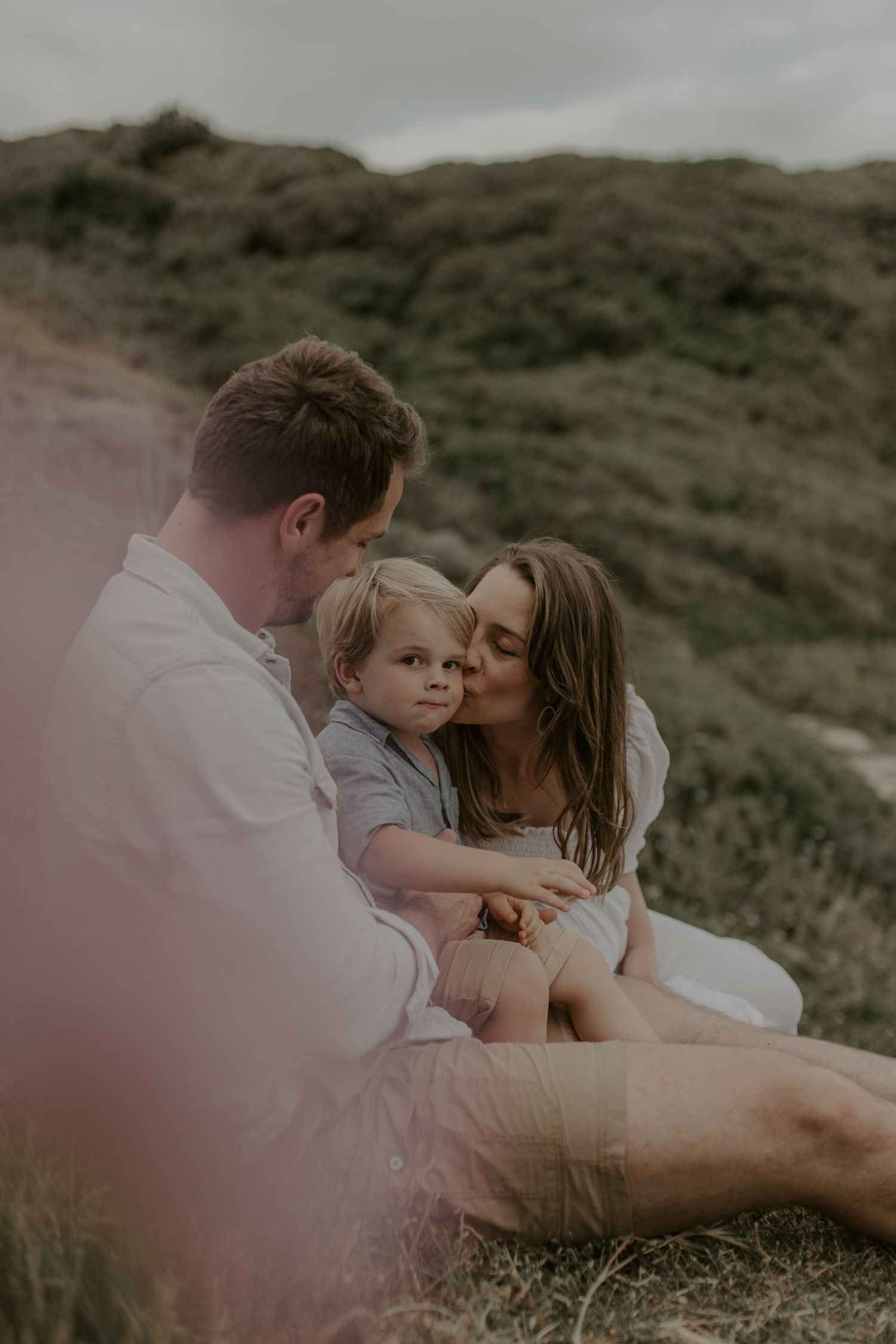 Soft, natural light family portraits

Family photos that feel real, not posed

Storytelling family photography