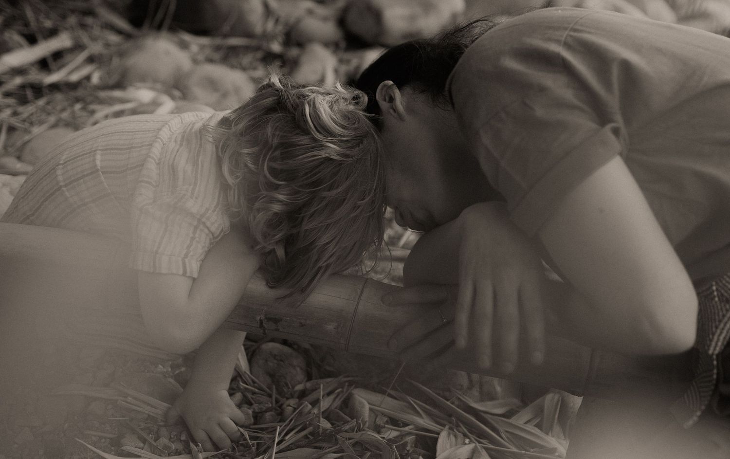 Candid family moments captured in Cape Town

Natural family portraits with Cape Town scenery

Family photography that feels effortless in Ca