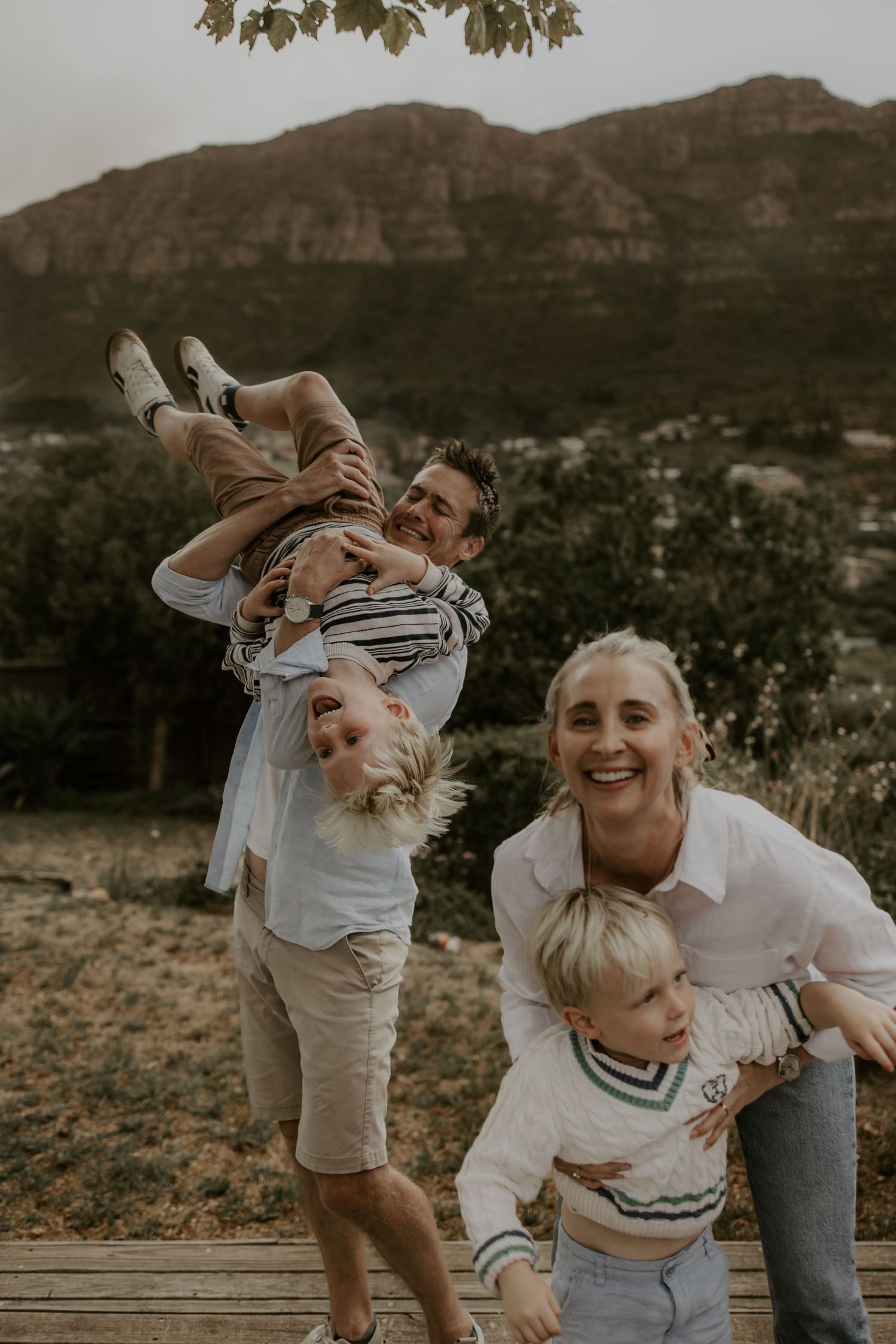 Emotional lifestyle family photography.
Real moments captured naturally.
Documentary-style family photography.
Candid storytelling cape town