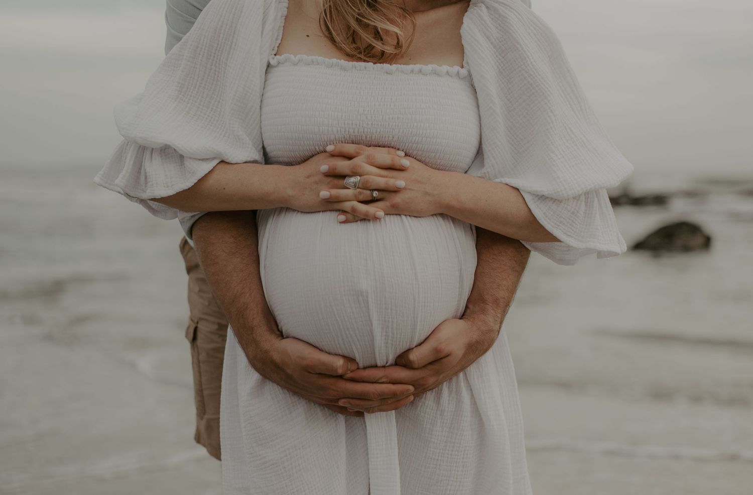Pregnancy photoshoot Cape Town
Outdoor maternity photographer
Beach maternity photography