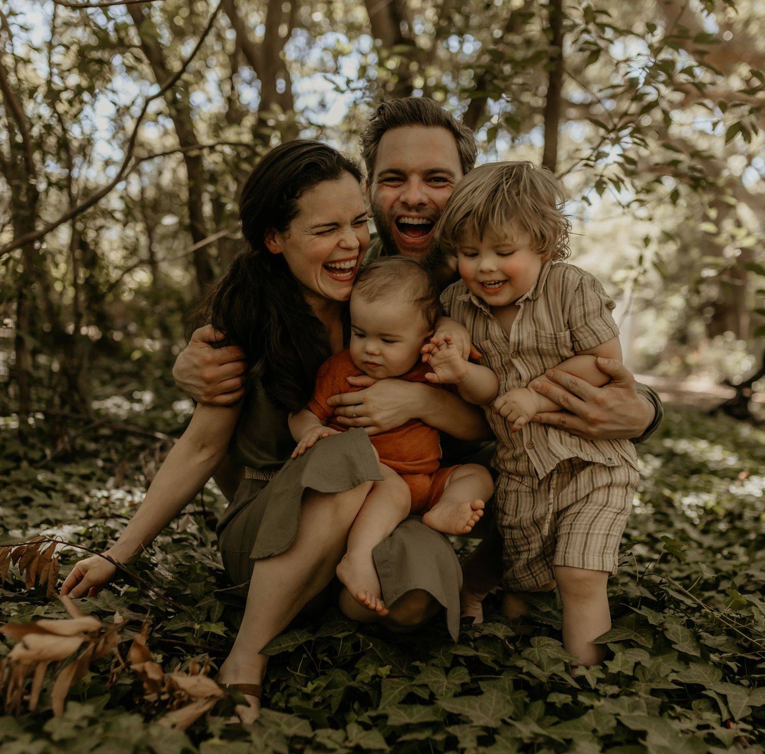 Candid family moments captured in Cape Town

Natural family portraits with Cape Town scenery

Family photography that feels effortless in Ca
