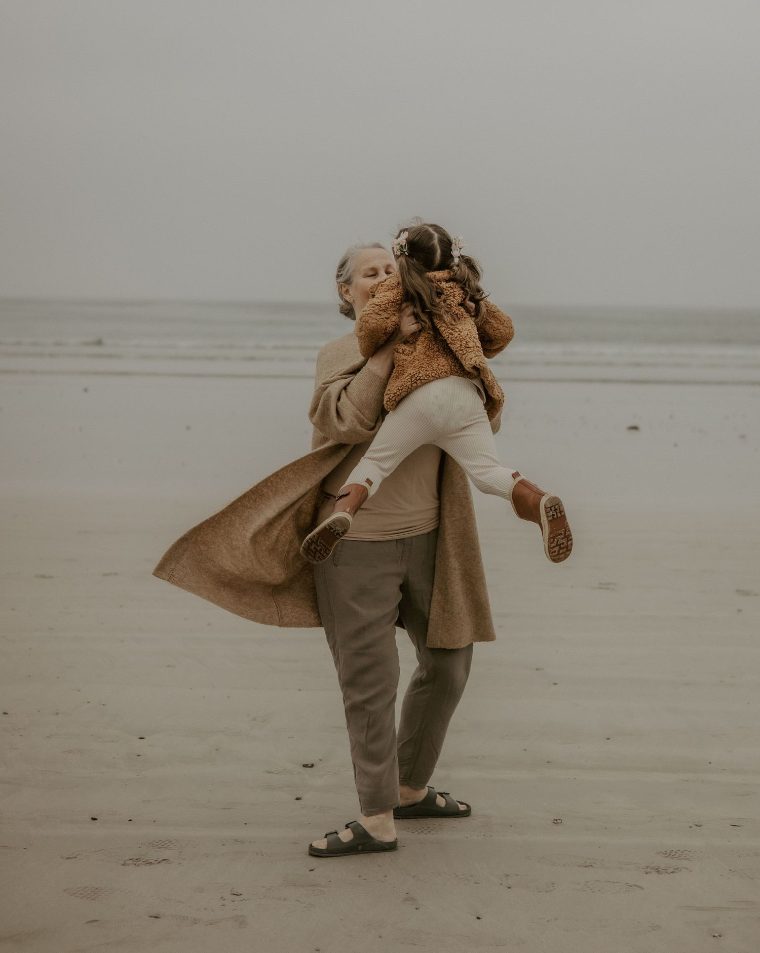 sunset family photographer Cape Town
family beach photoshoot Strand
family beach photoshoot Gordon's Bay
family photography near Cape Town