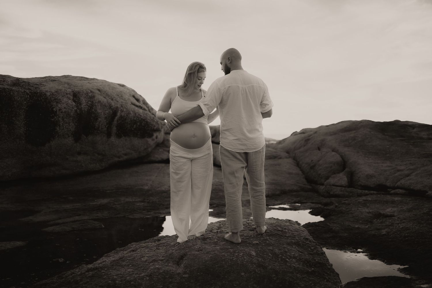 Earthy maternity photoshoot Cape Town
Minimalist maternity photography Cape Town
Intimate maternity photography Cape Town